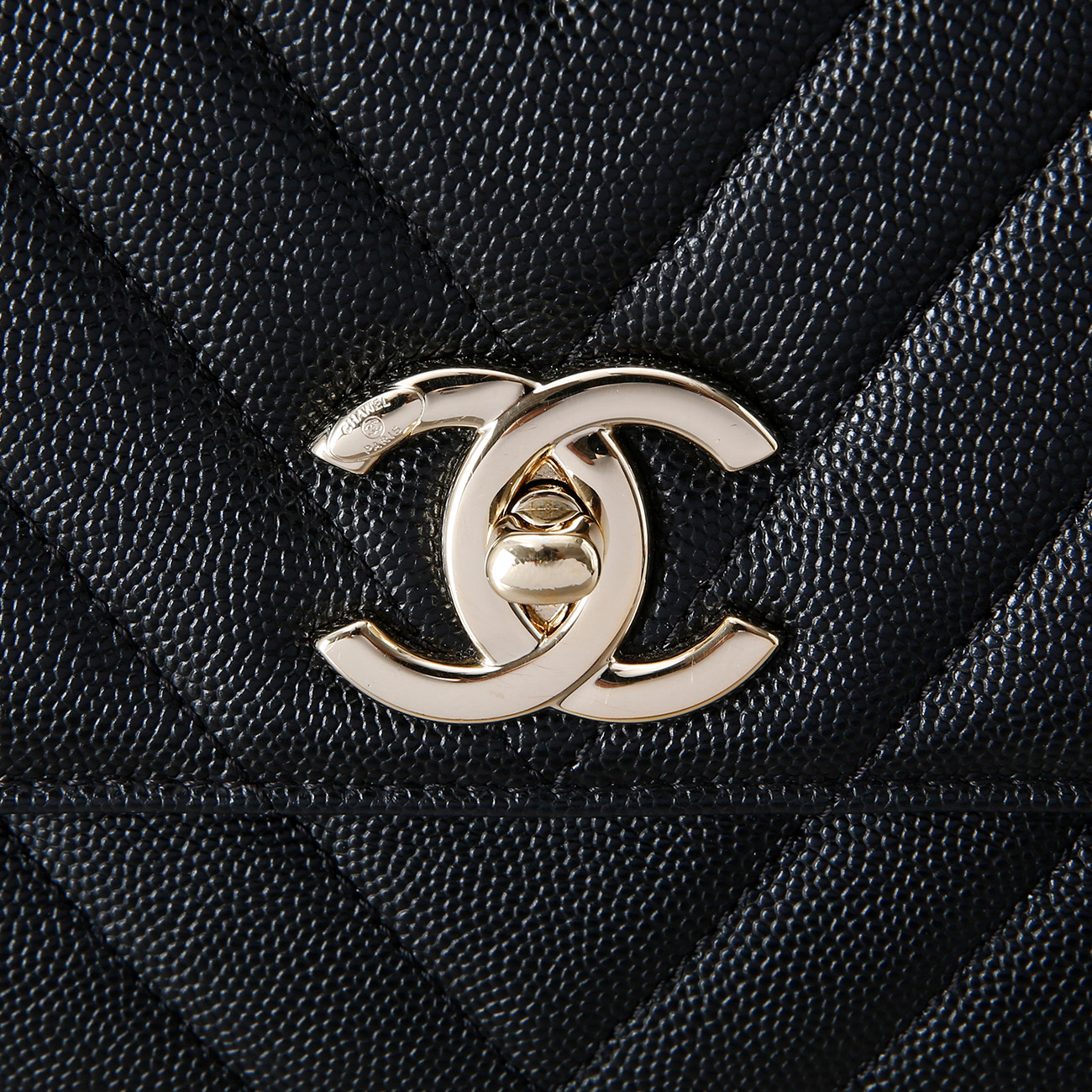 CHANEL(USED)샤넬 캐비어 쉐브론 코코핸들
