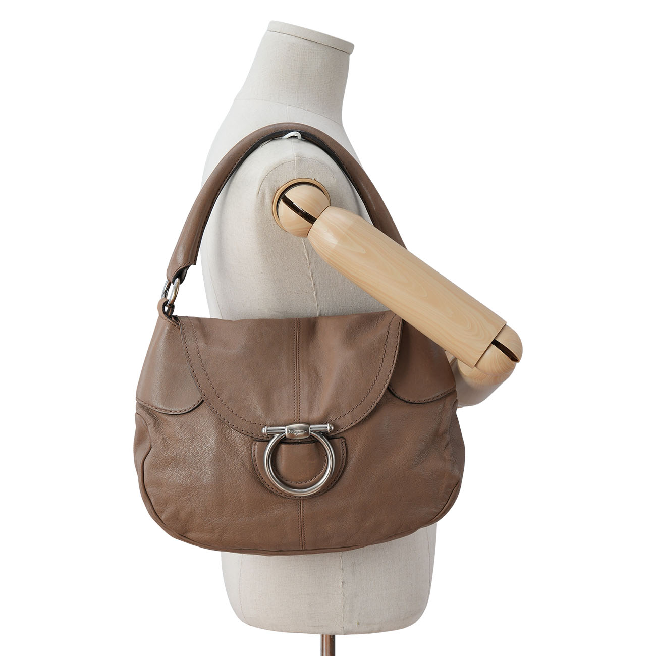 FERRAGAMO(USED)페라가모 21 B468 간치니 숄더백
