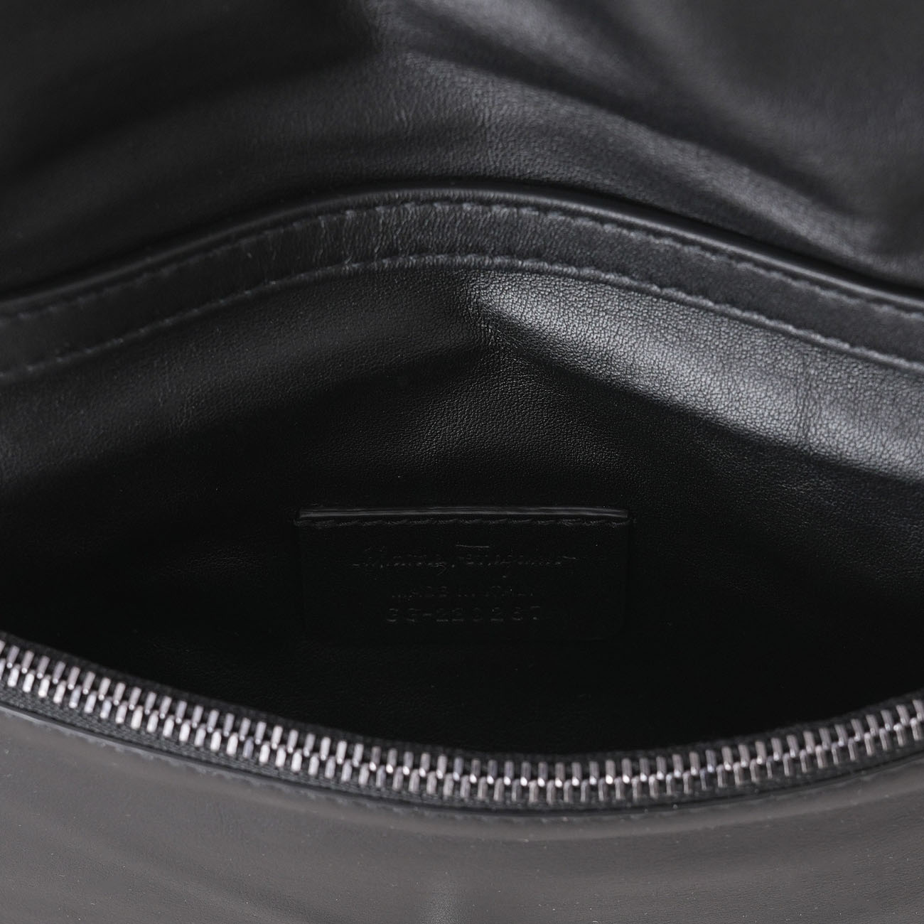 FERRAGAMO(USED)페레가모 비바 미니 숄더백
