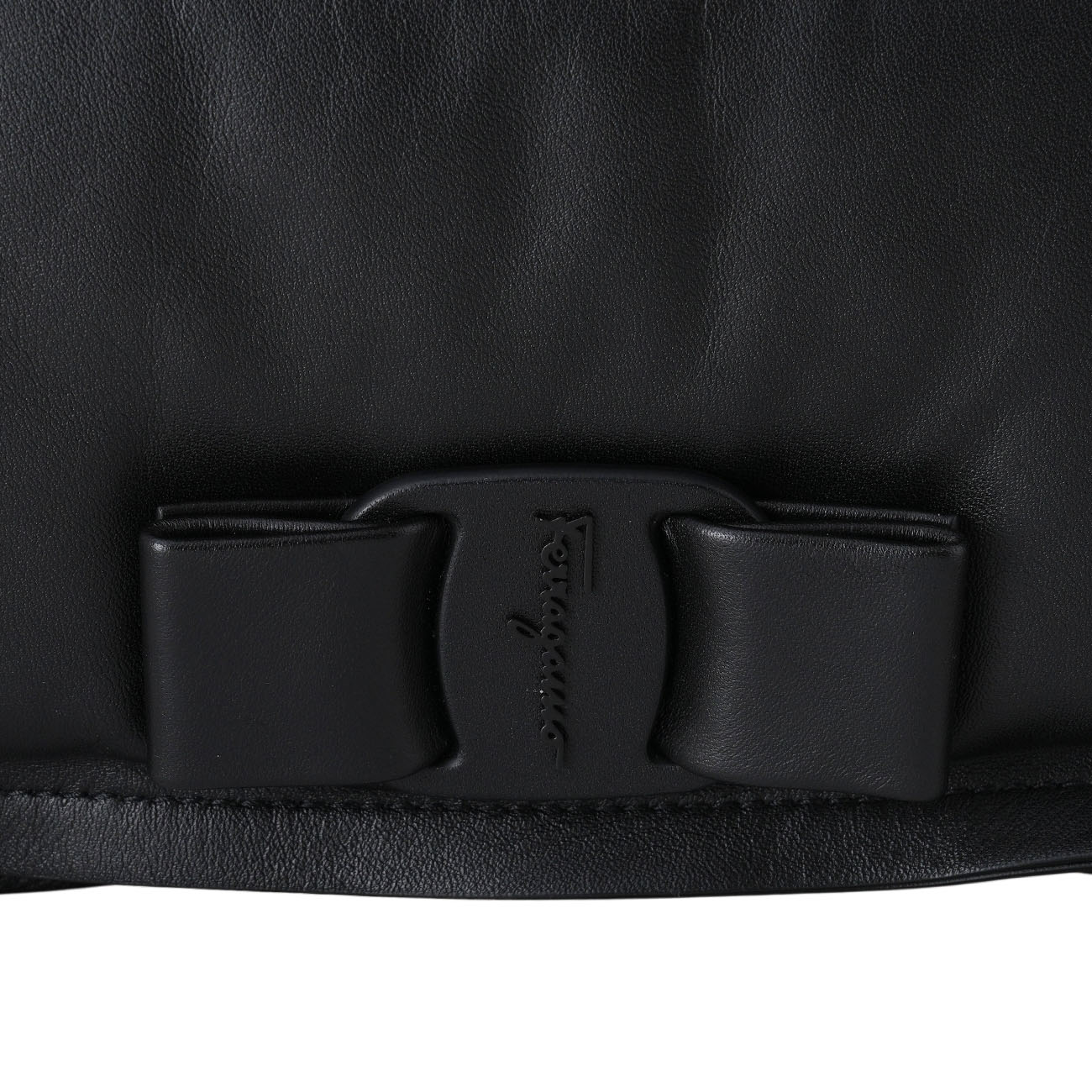 FERRAGAMO(USED)페레가모 비바 미니 숄더백