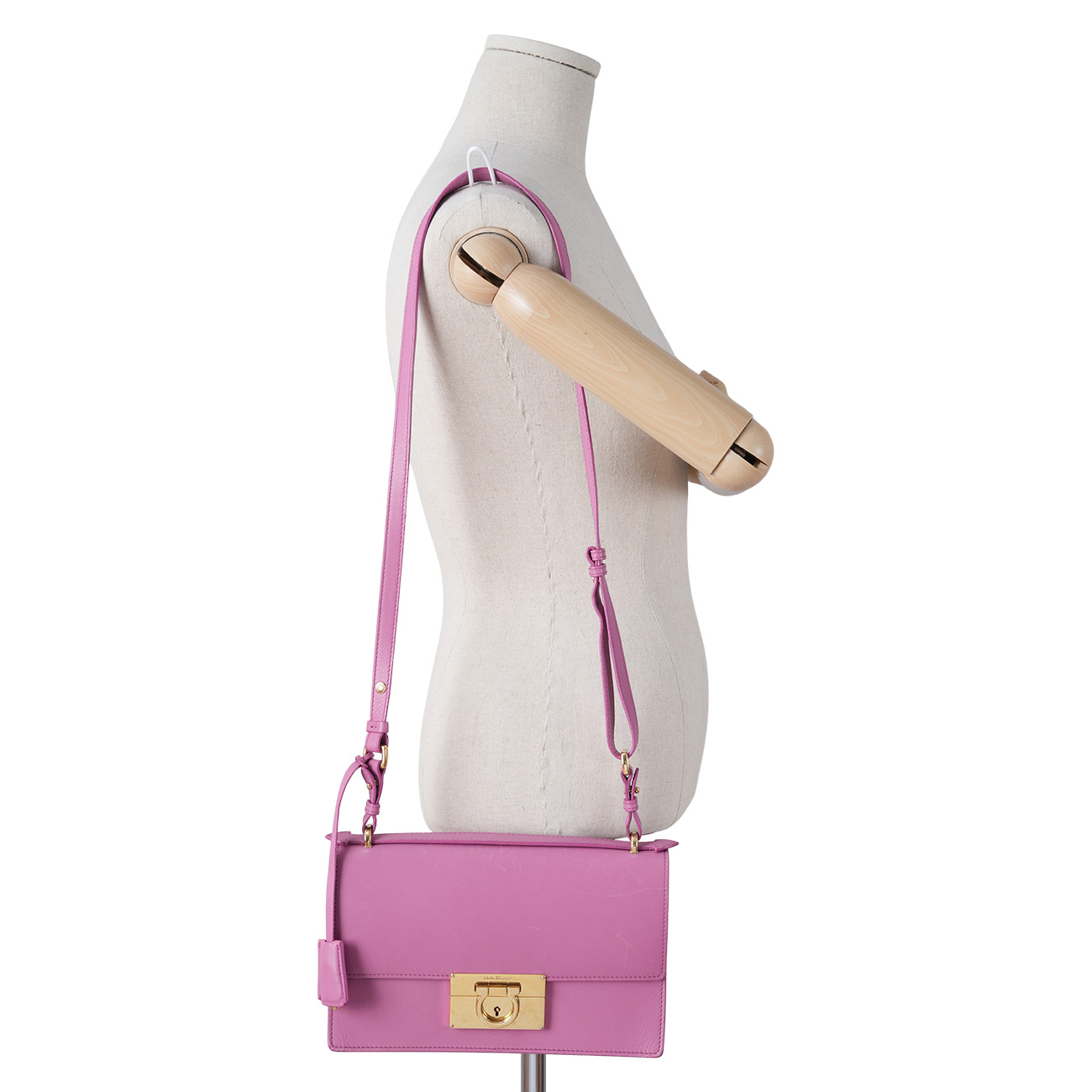 FERRAGAMO(USED)페레가모 간치니 플랩 크로스백