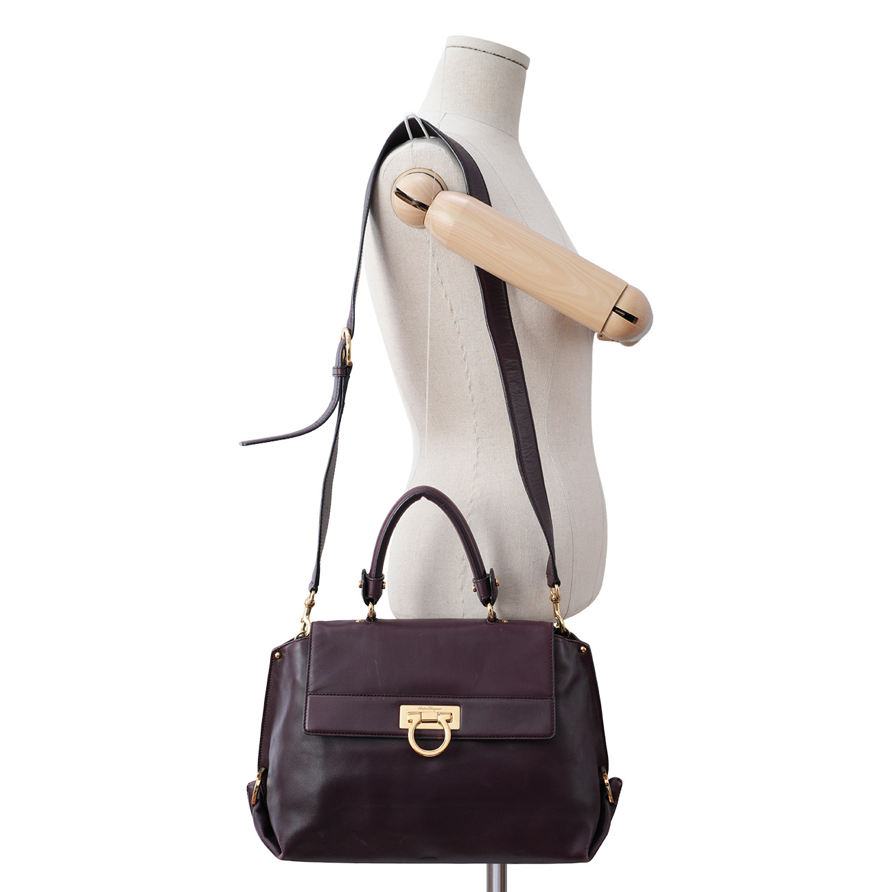 FERRAGAMO(USED)페레가모 간치니 탑핸들 숄더백