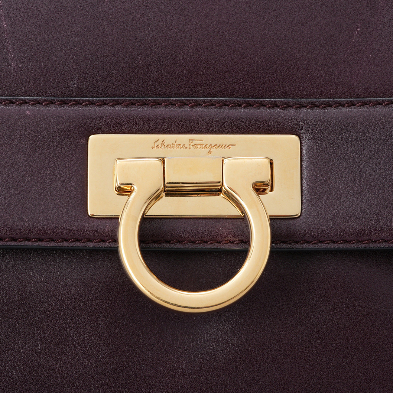FERRAGAMO(USED)페레가모 간치니 탑핸들 숄더백