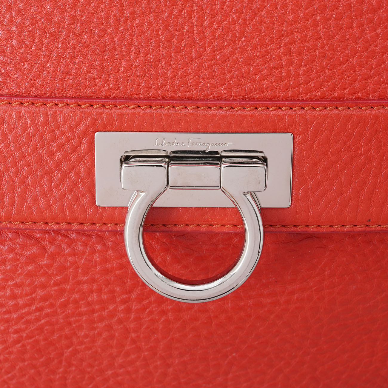 FERRAGAMO(USED)페라가모 소피아백