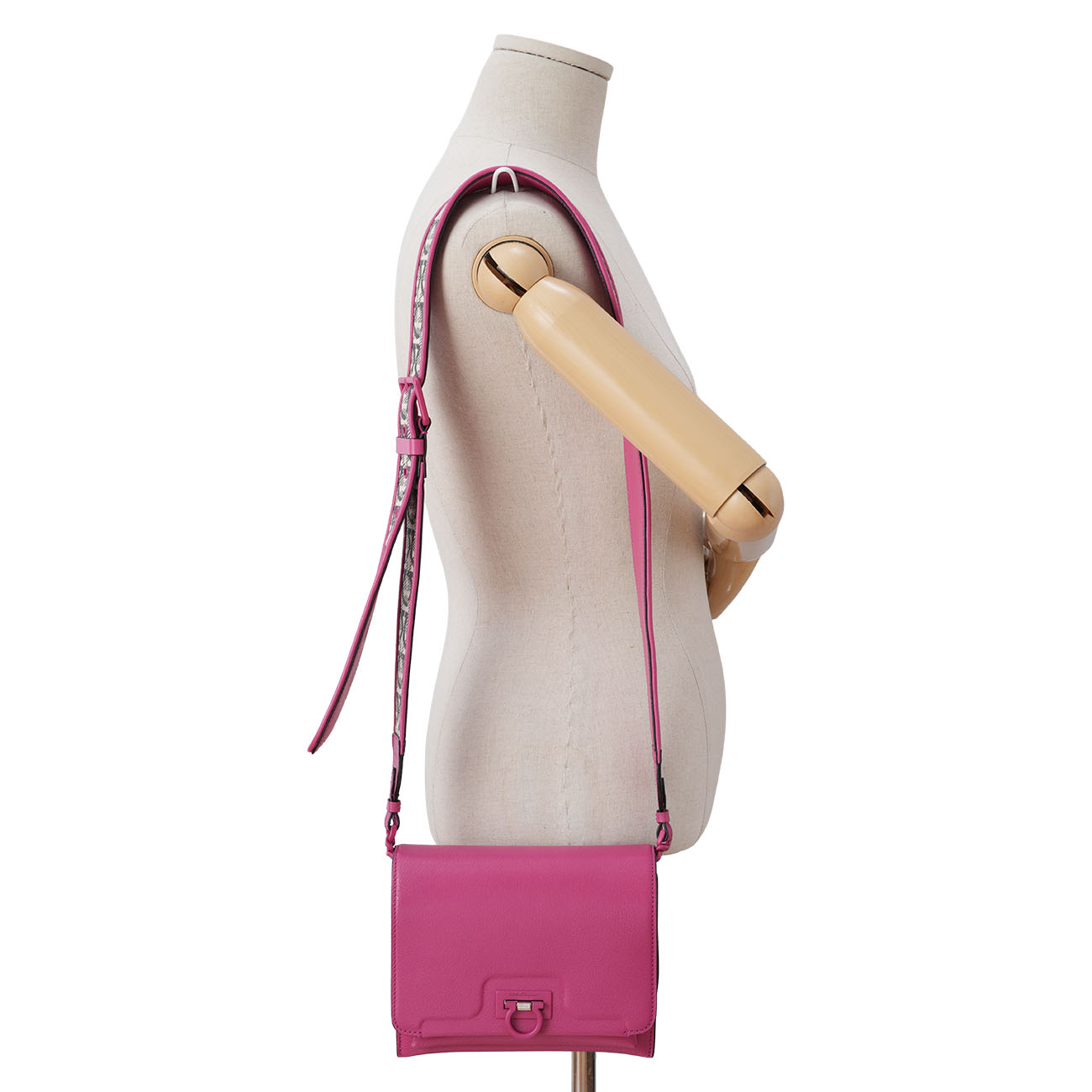 FERRAGAMO(USED)페레가모 레더 크로스백