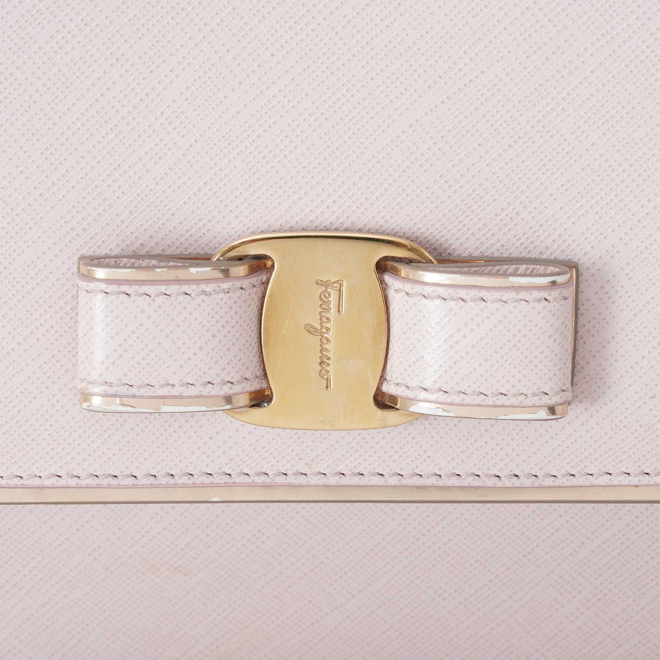 FERRAGAMO(USED)페레가모 바라리본 체인 숄더백