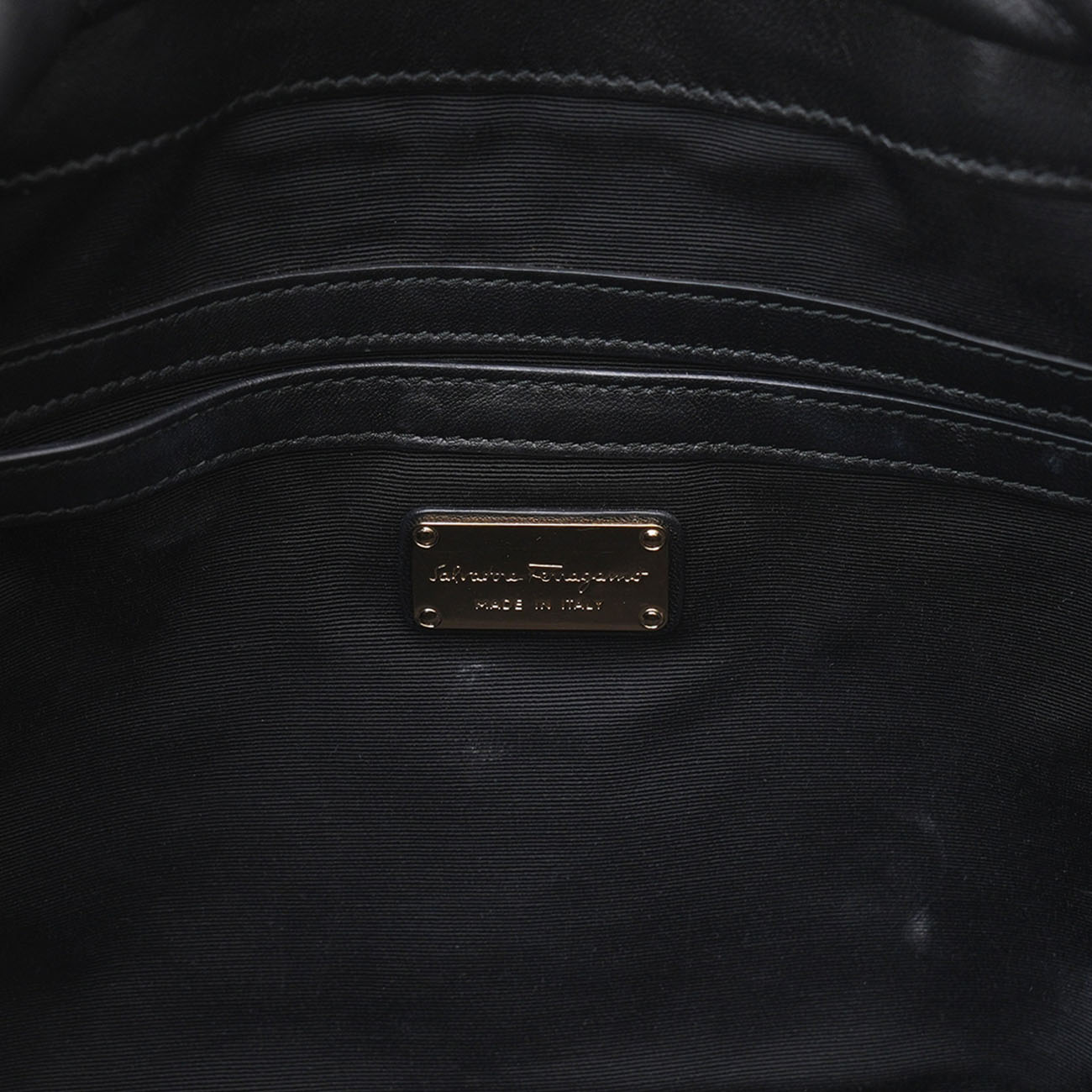 FERRAGAMO(USED)페레가모 테슬 숄더백