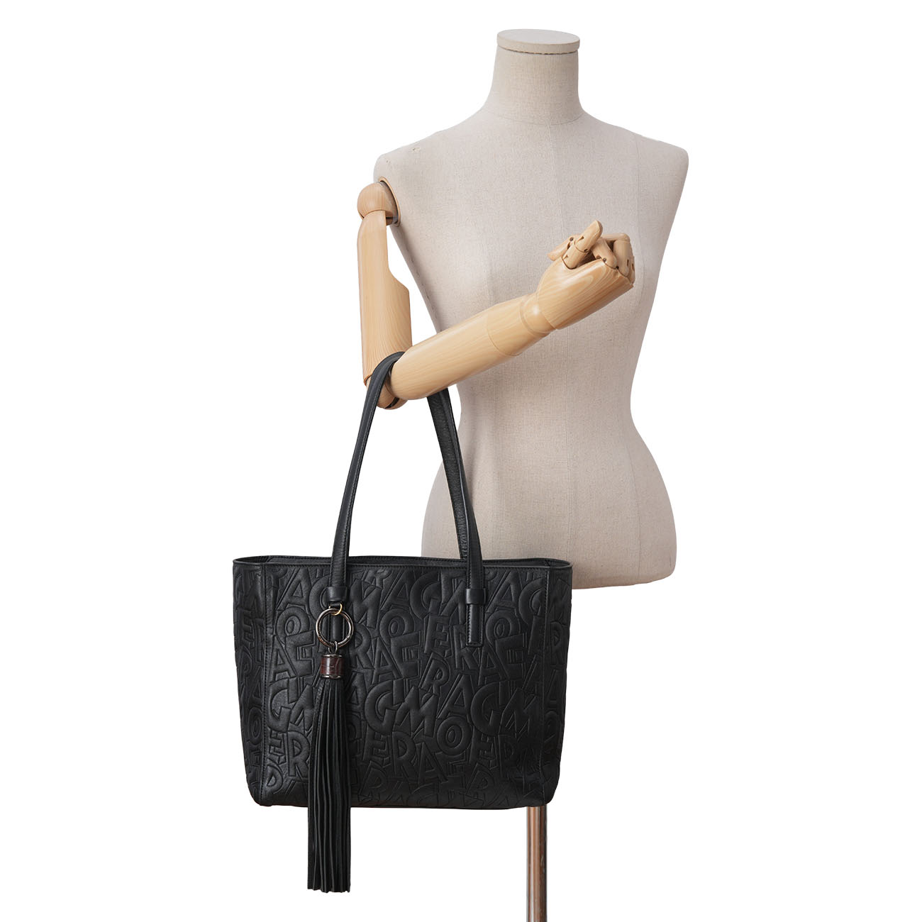 FERRAGAMO(USED)페레가모 테슬 숄더백