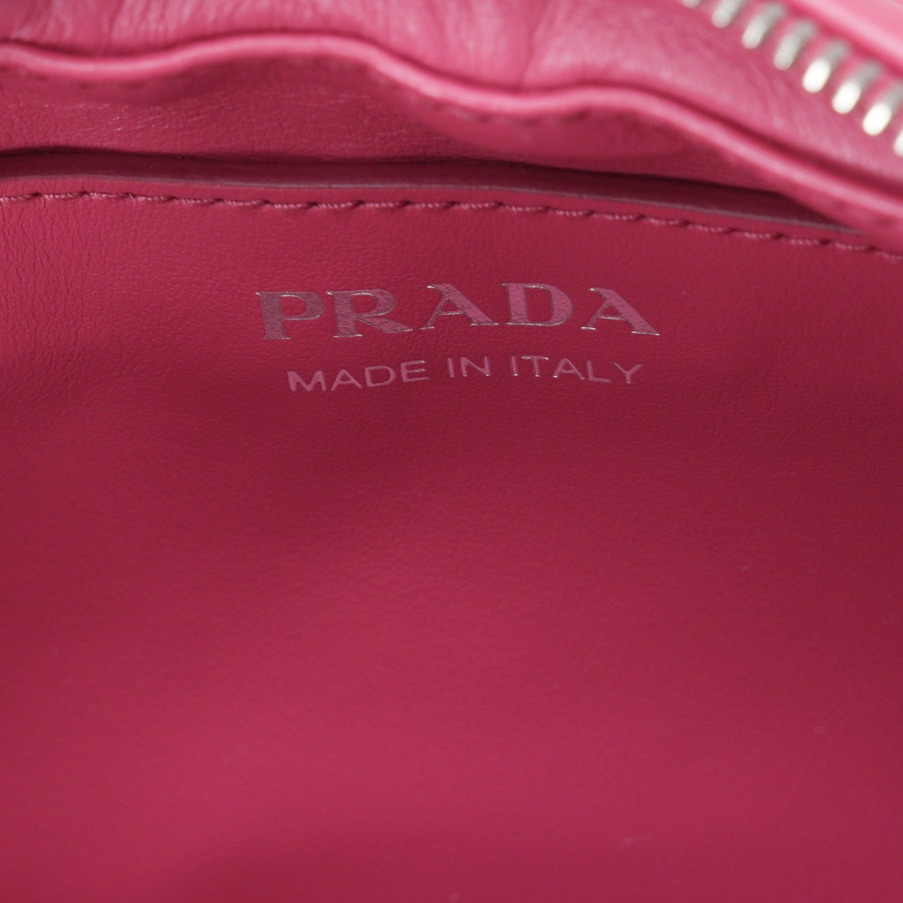 PRADA(USED)프라다 다이어그램 숄더백