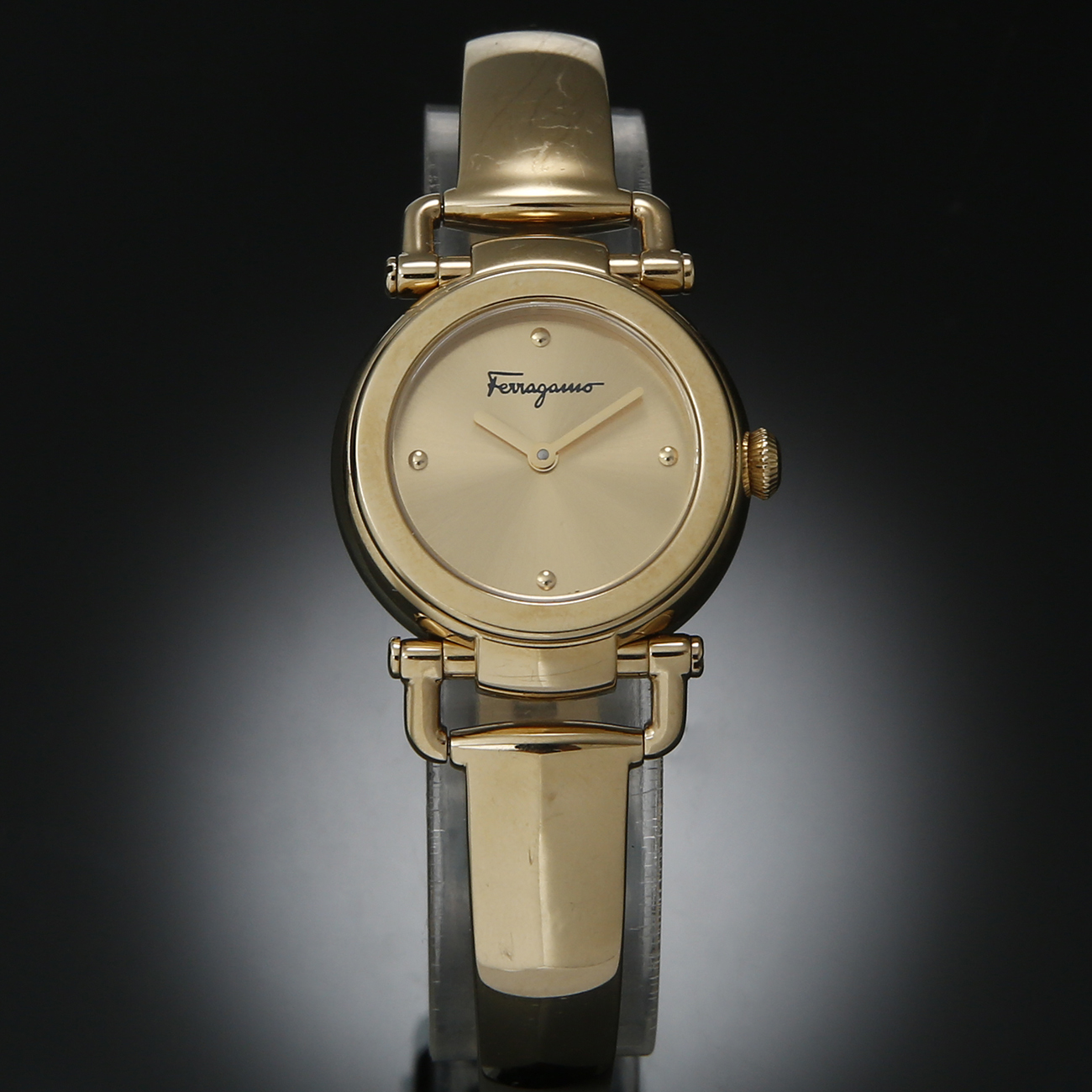 FERRAGAMO(USED)페레가모 금장 시계