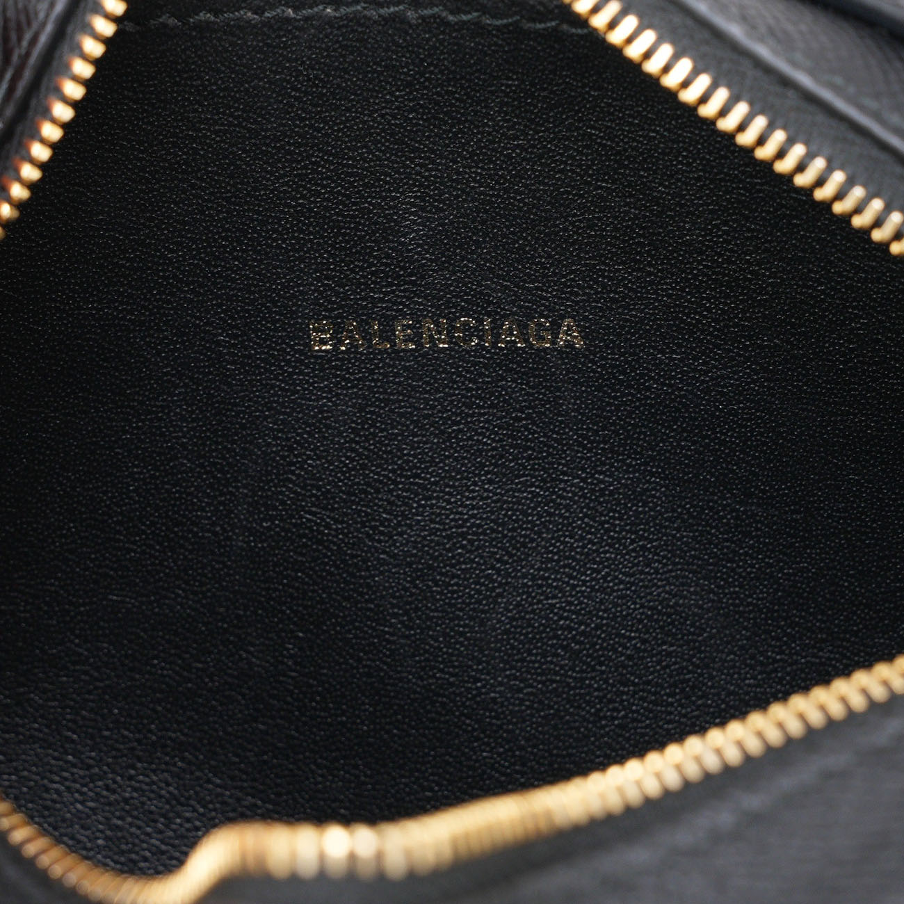 BALENCIAGA(USED)발렌시아가 558171 빌 카메라백