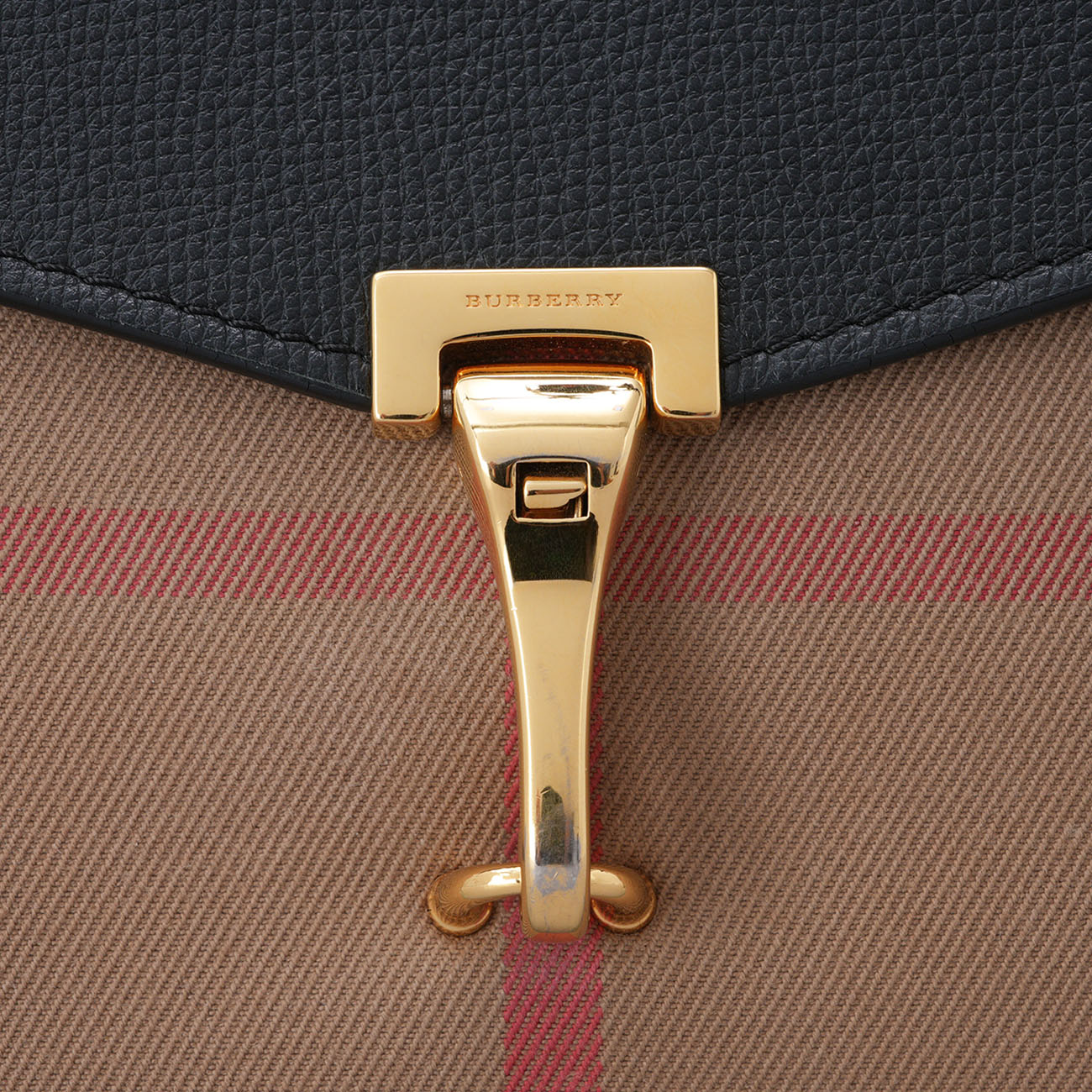 BURBERRY(USED)버버리 스몰 멕켄백