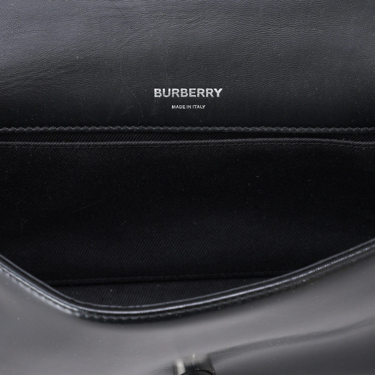 BURBERRY(USED)버버리 패딩 크로스백