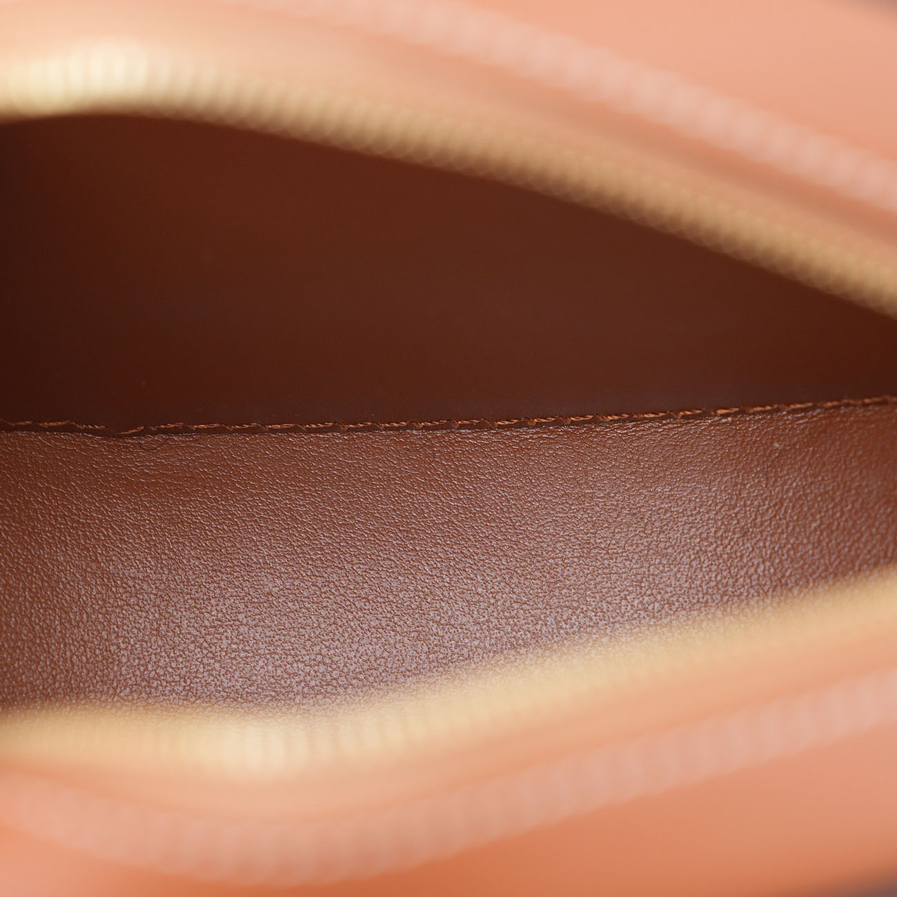 CELINE(USED)셀린느 퀴르 오벌 펄스