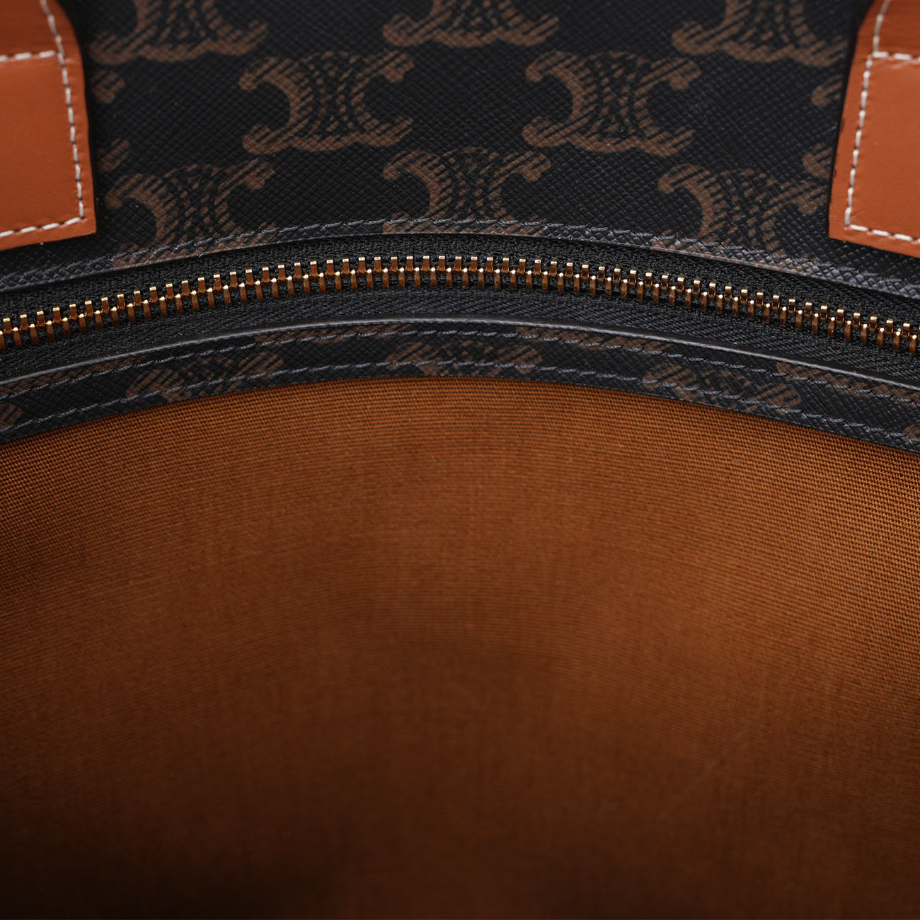 CELINE(USED)셀린느 트리옹프 카바스 토트백