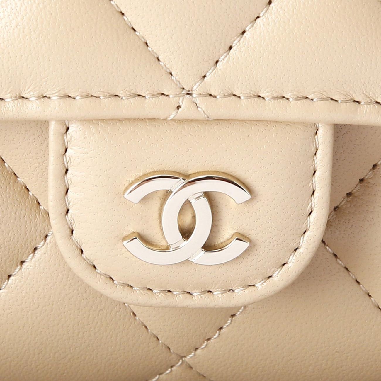 CHANEL(USED)샤넬 시즌 지퍼 플랩 WOC