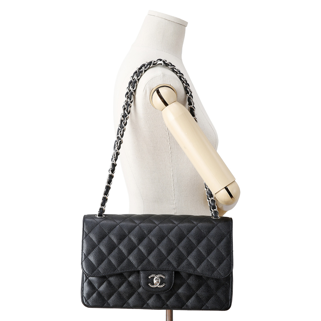 CHANEL(USED)샤넬 클래식 캐비어 점보 은장