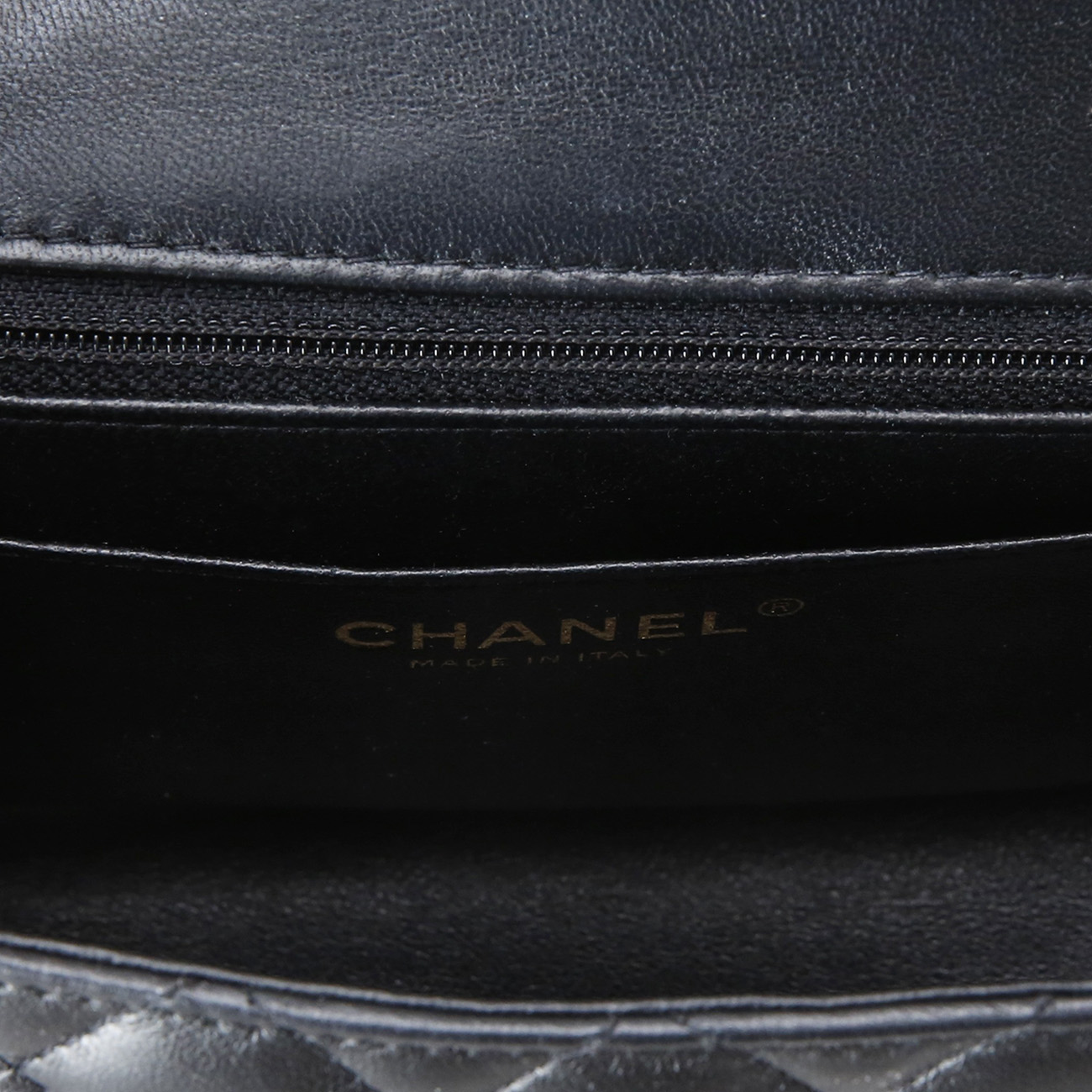 CHANEL(USED)샤넬 클래식 램스킨 쁘띠삭
