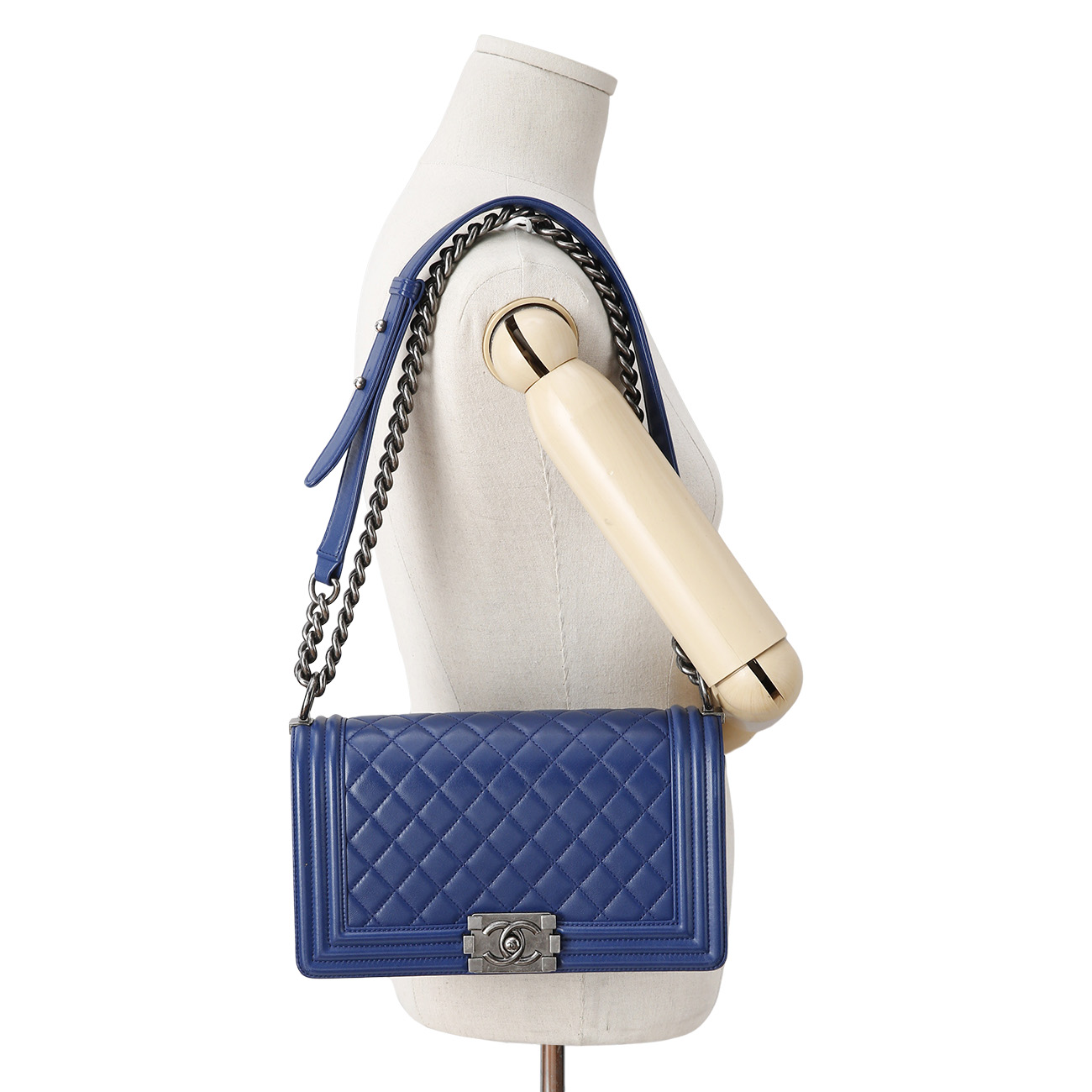 CHANEL(USED)샤넬 램스킨 보이샤넬 미듐