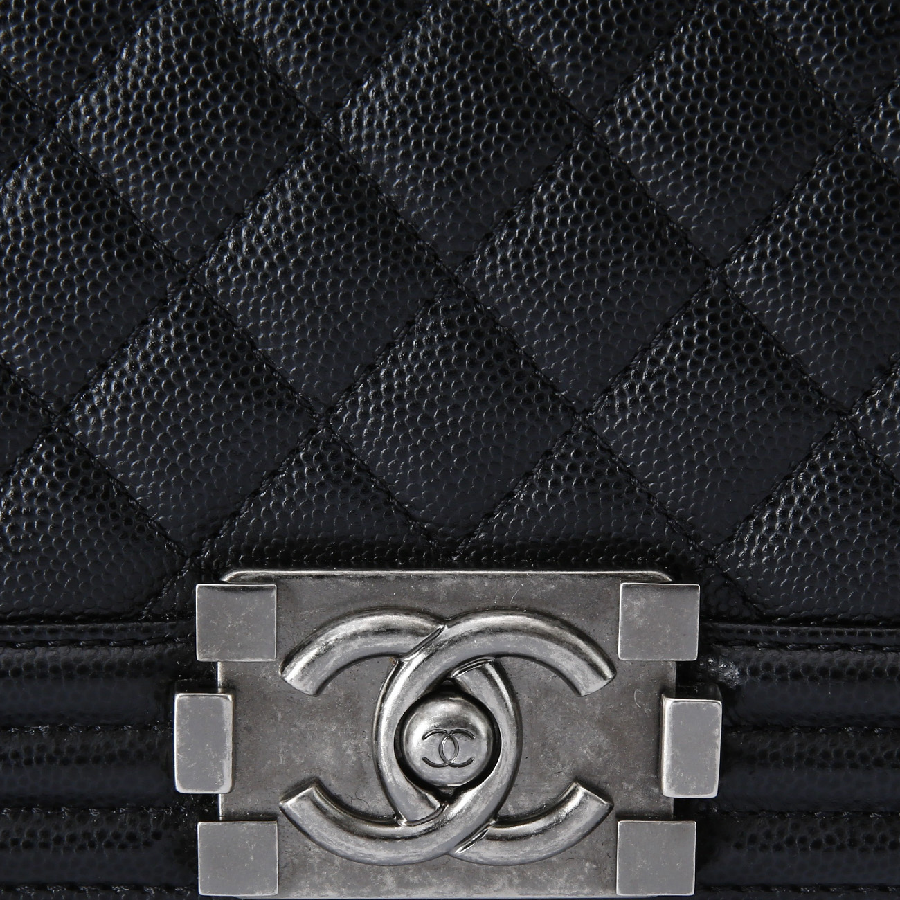 CHANEL(USED)샤넬 캐비어 보이샤넬 미듐