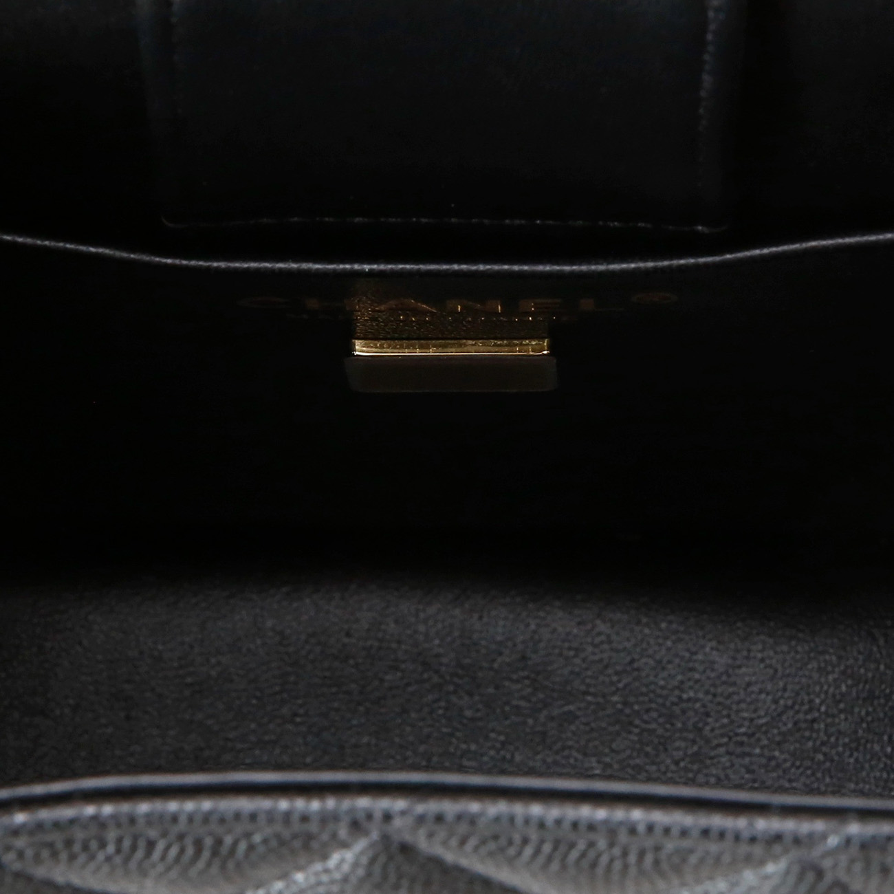 CHANEL(NEW)샤넬 AS3176 캐비어 클래식 미니 버킷백 (새상품) NEW PRODUCT