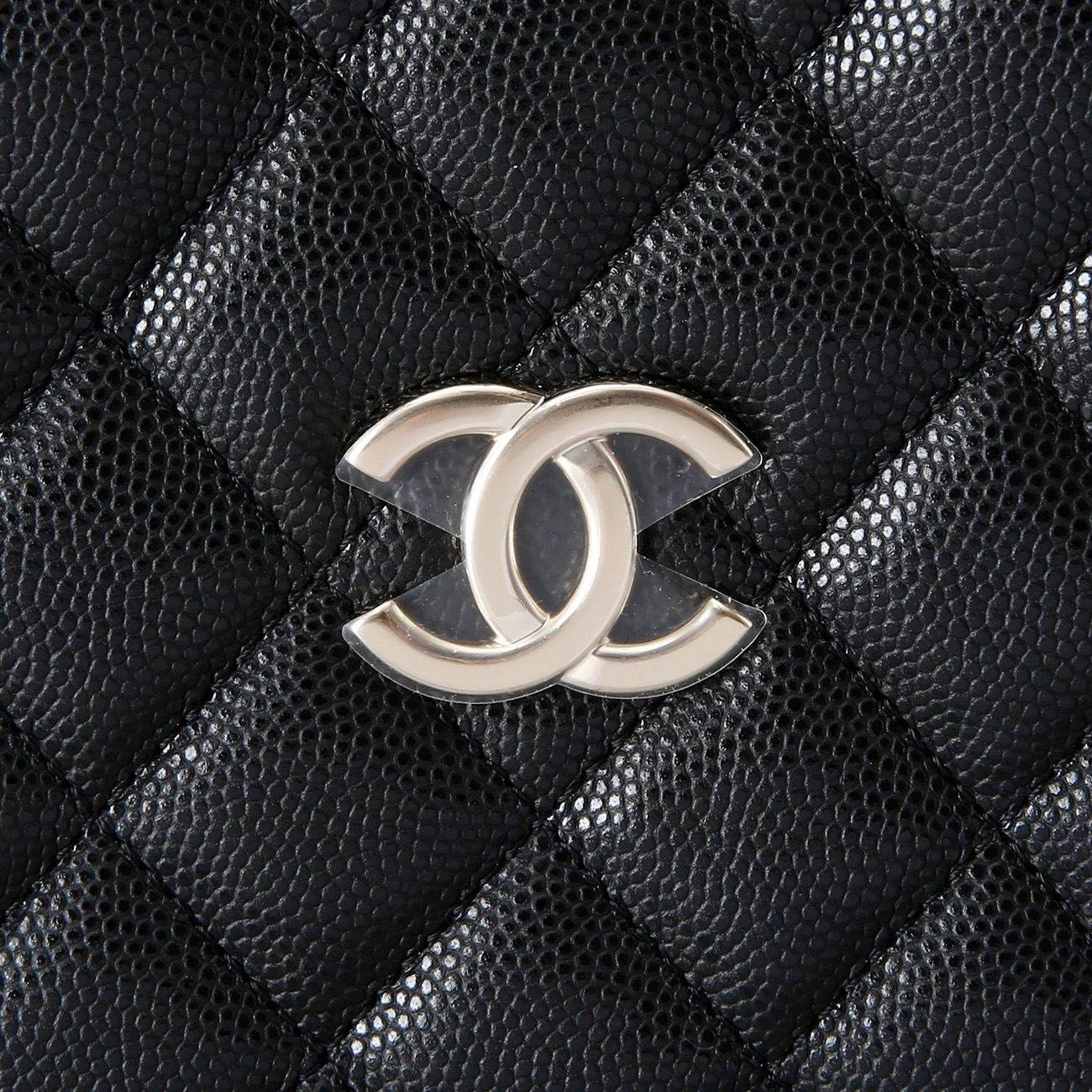 CHANEL(NEW)샤넬 AS3176 캐비어 클래식 미니 버킷백 (새상품) NEW PRODUCT