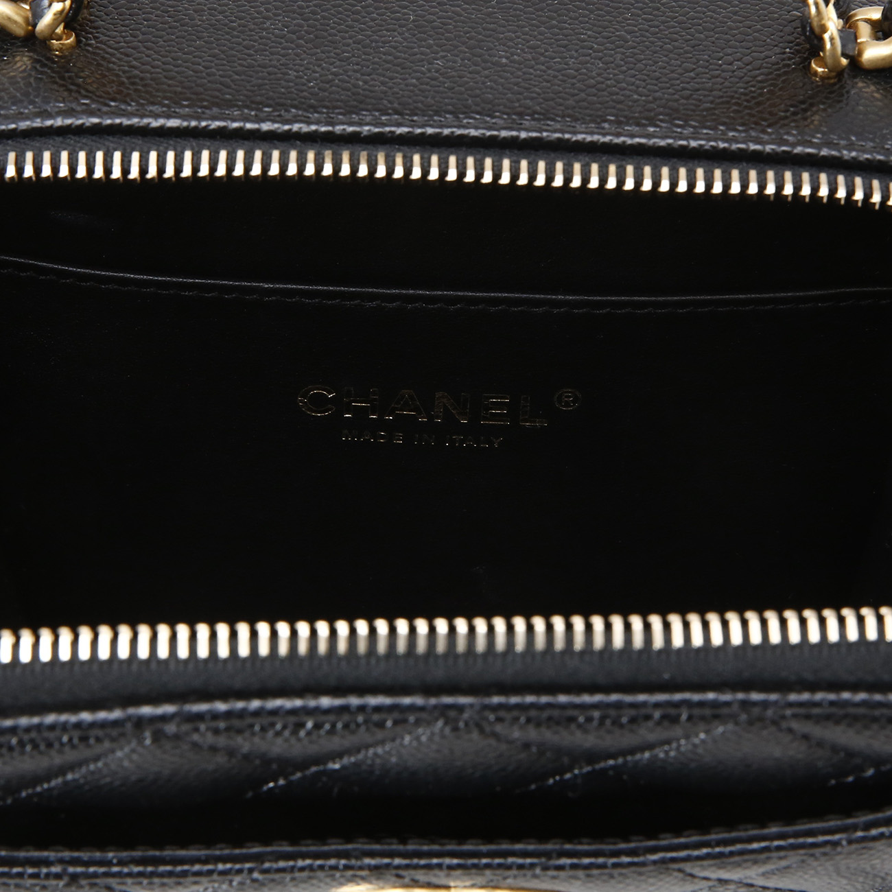 CHANEL(USED)샤넬 시즌 캐비어 코스메틱백