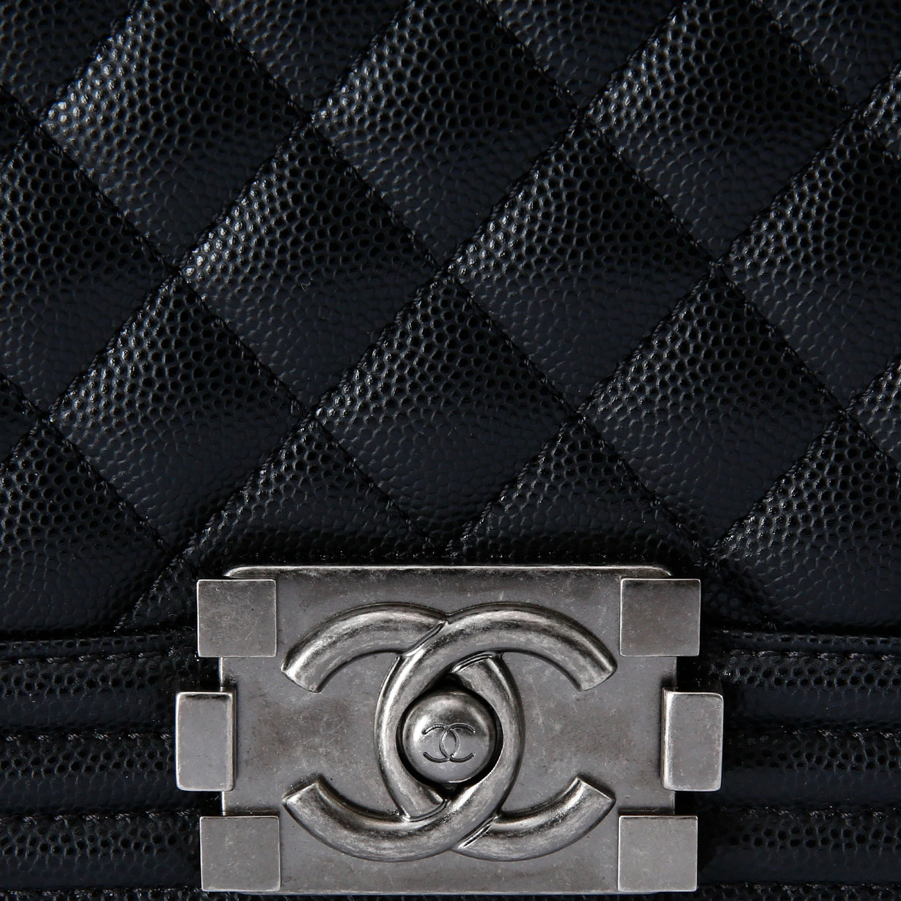 CHANEL(USED)샤넬 캐비어 보이샤넬 미듐