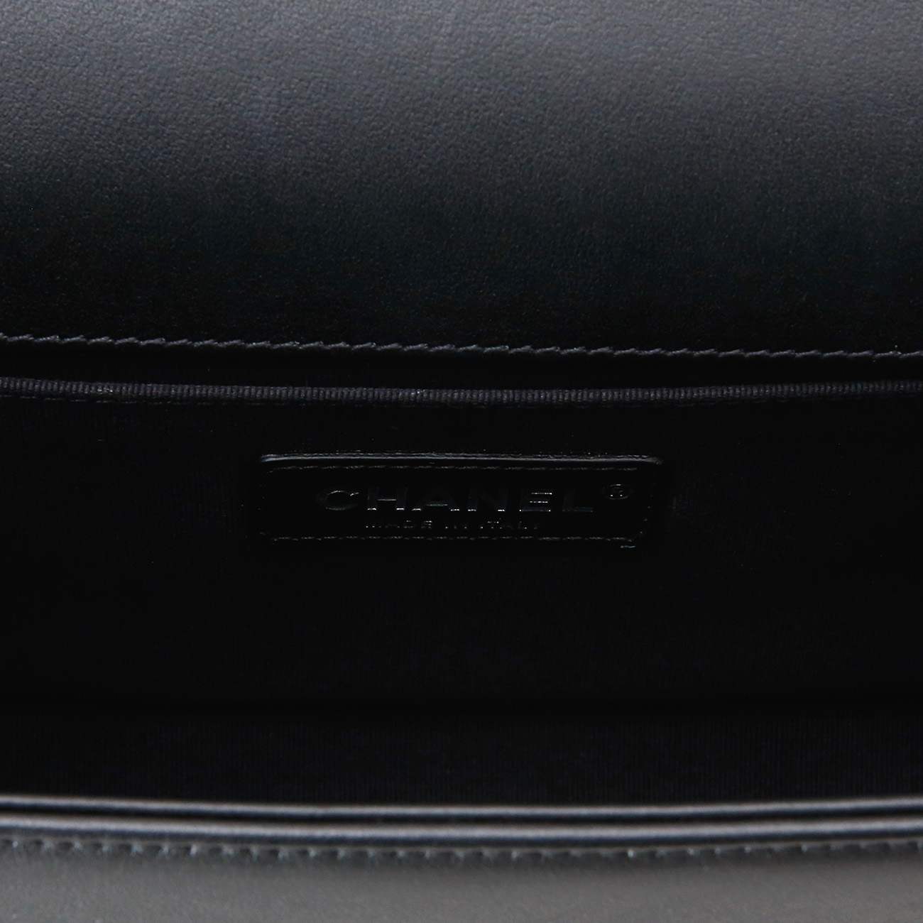 CHANEL(USED)샤넬 보이샤넬 미듐 백
