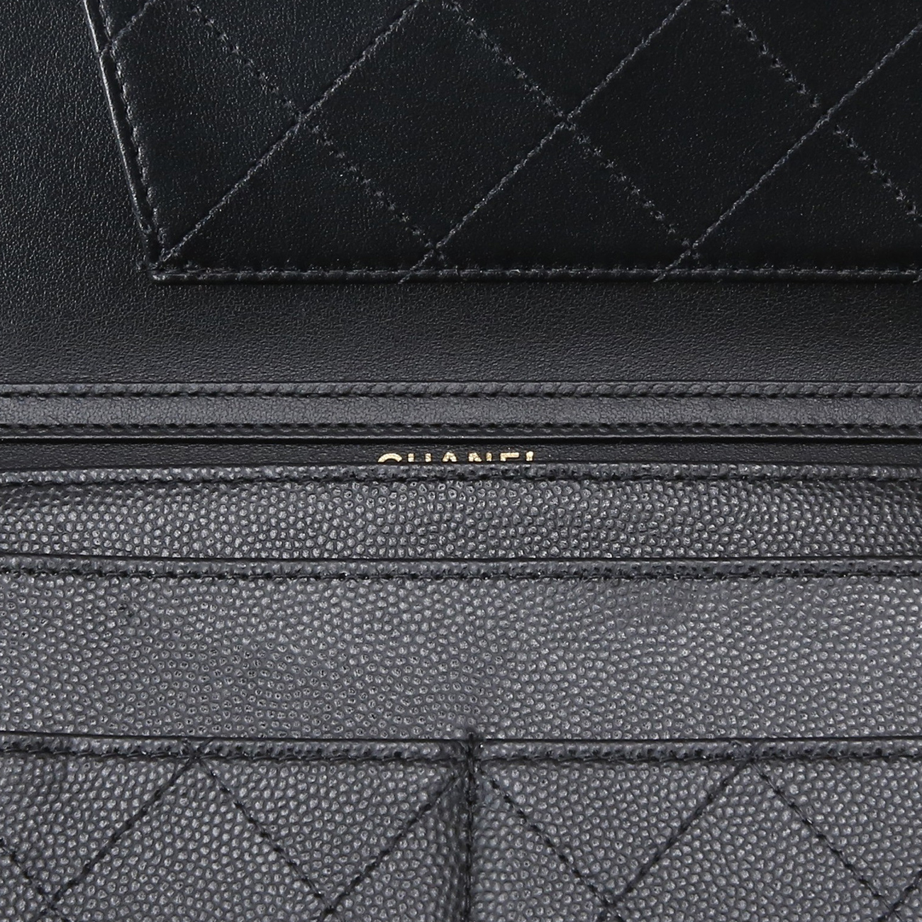 CHANEL(USED)샤넬 AP2595 시즌 캐비어 투인원 체인 클러치백