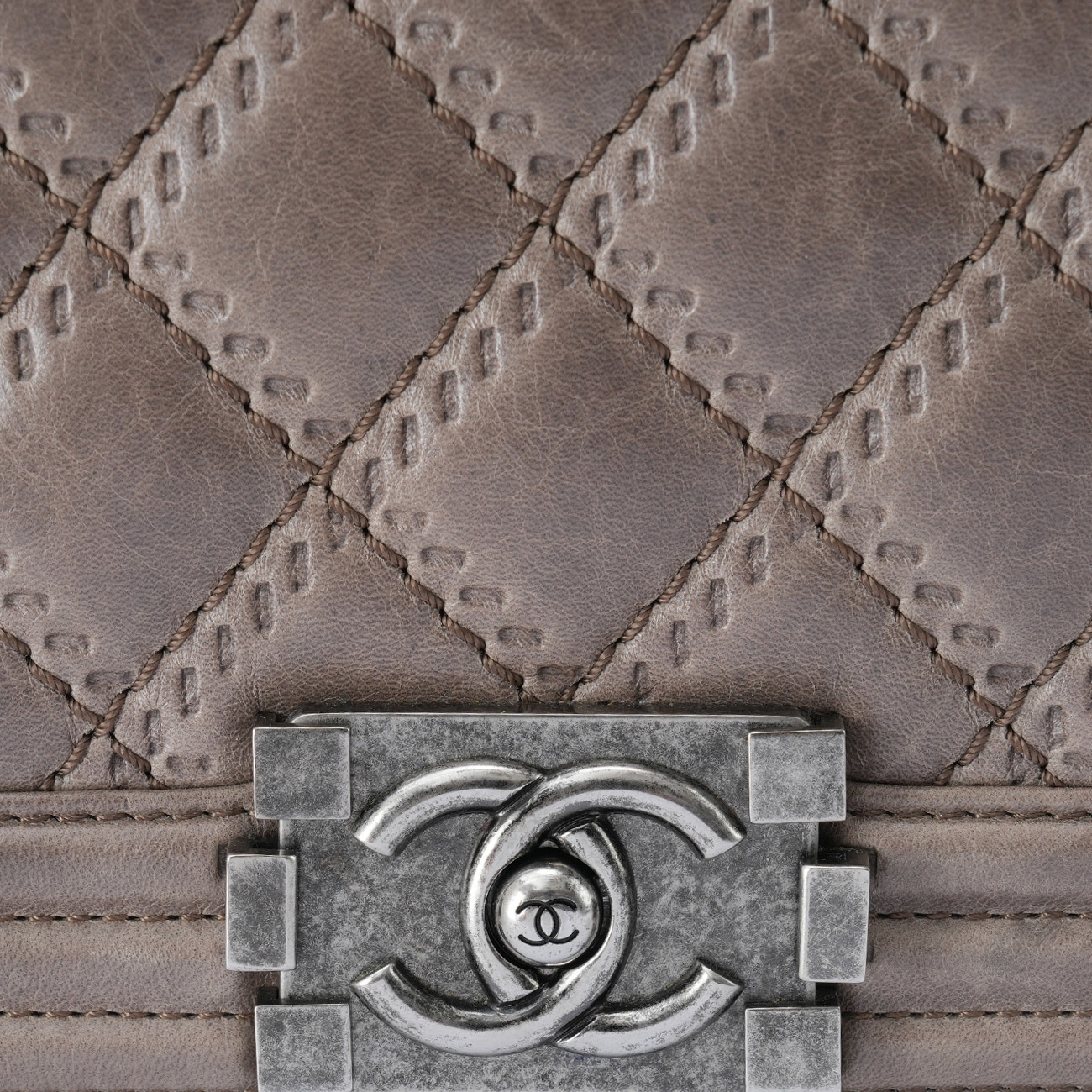 CHANEL(USED)샤넬 시즌 보이샤넬 미듐 플랩백