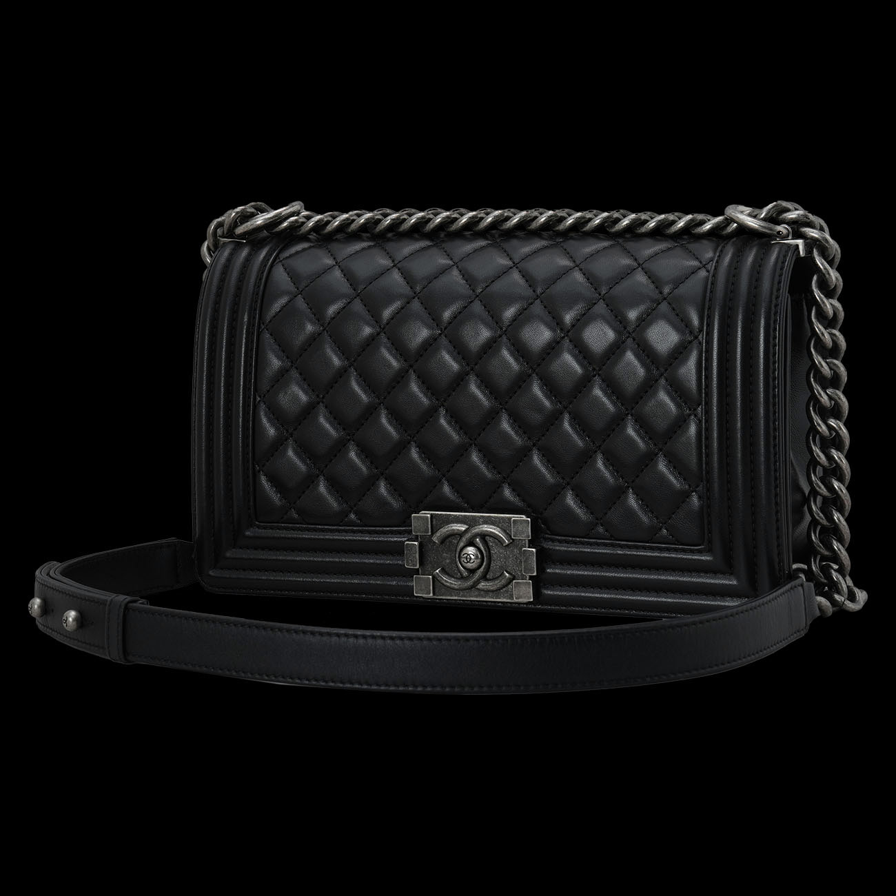 CHANEL(USED)샤넬 램스킨 보이샤넬 미듐 플랩백