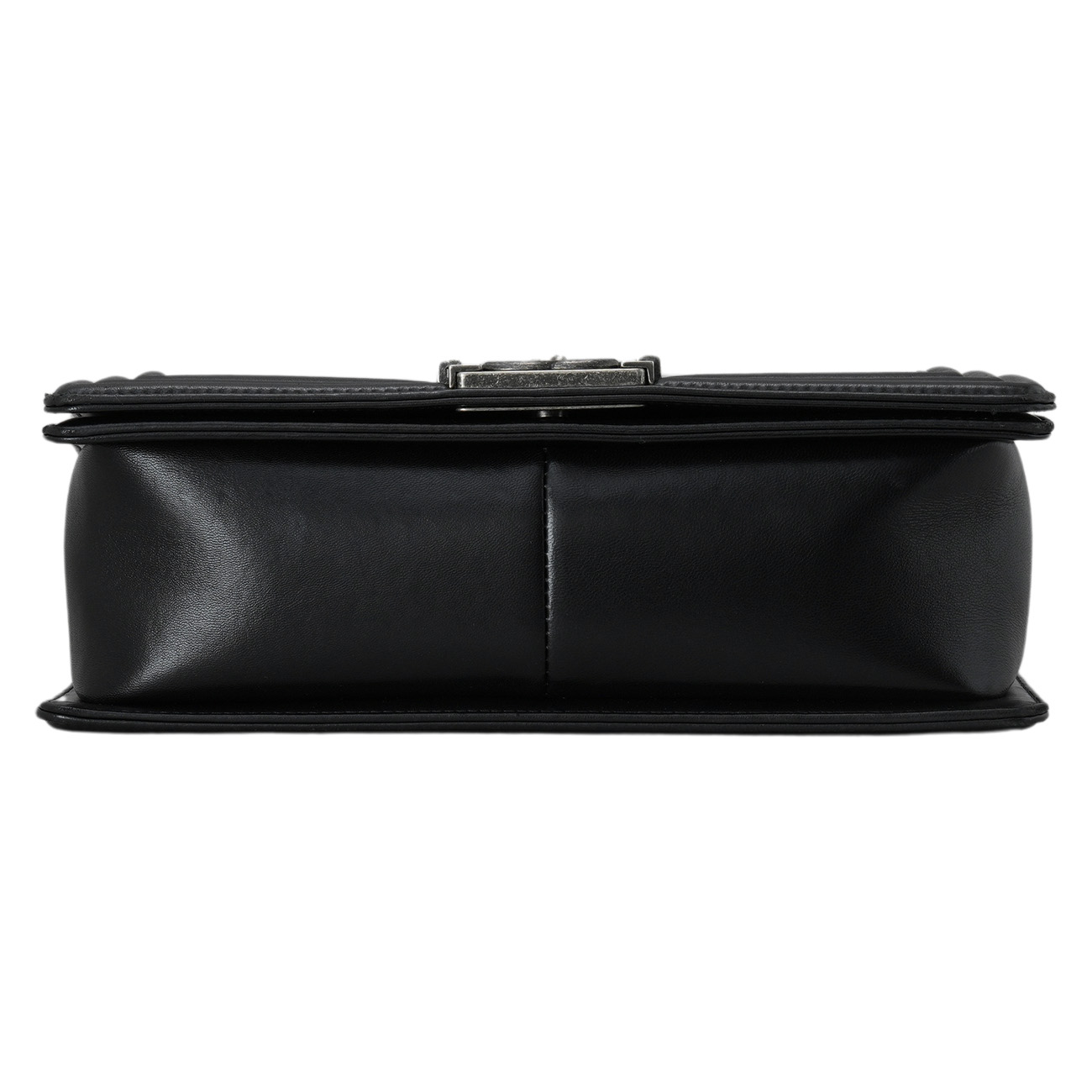 CHANEL(USED)샤넬 램스킨 보이샤넬 미듐 플랩백