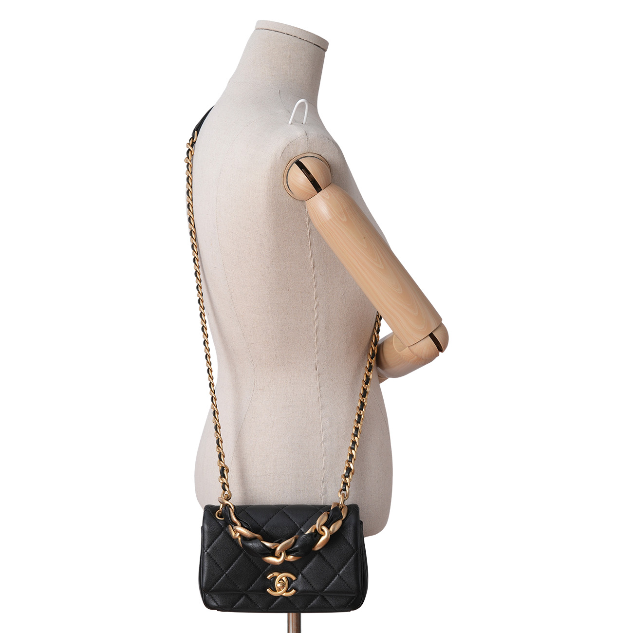 CHANEL(USED)샤넬 AS2387 시즌 램스킨 체인 플랩백 블랙