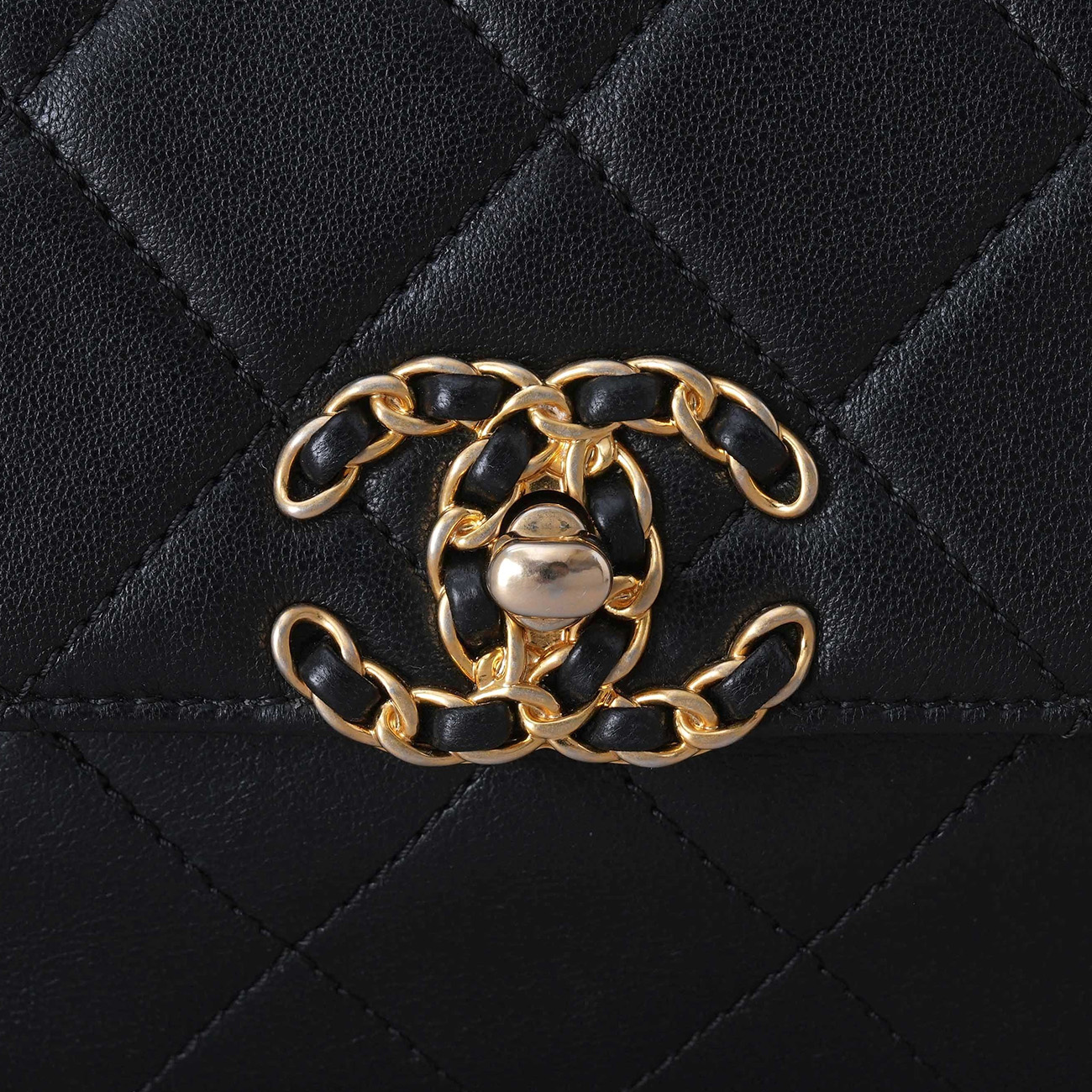 CHANEL(USED)샤넬 19 벨트백