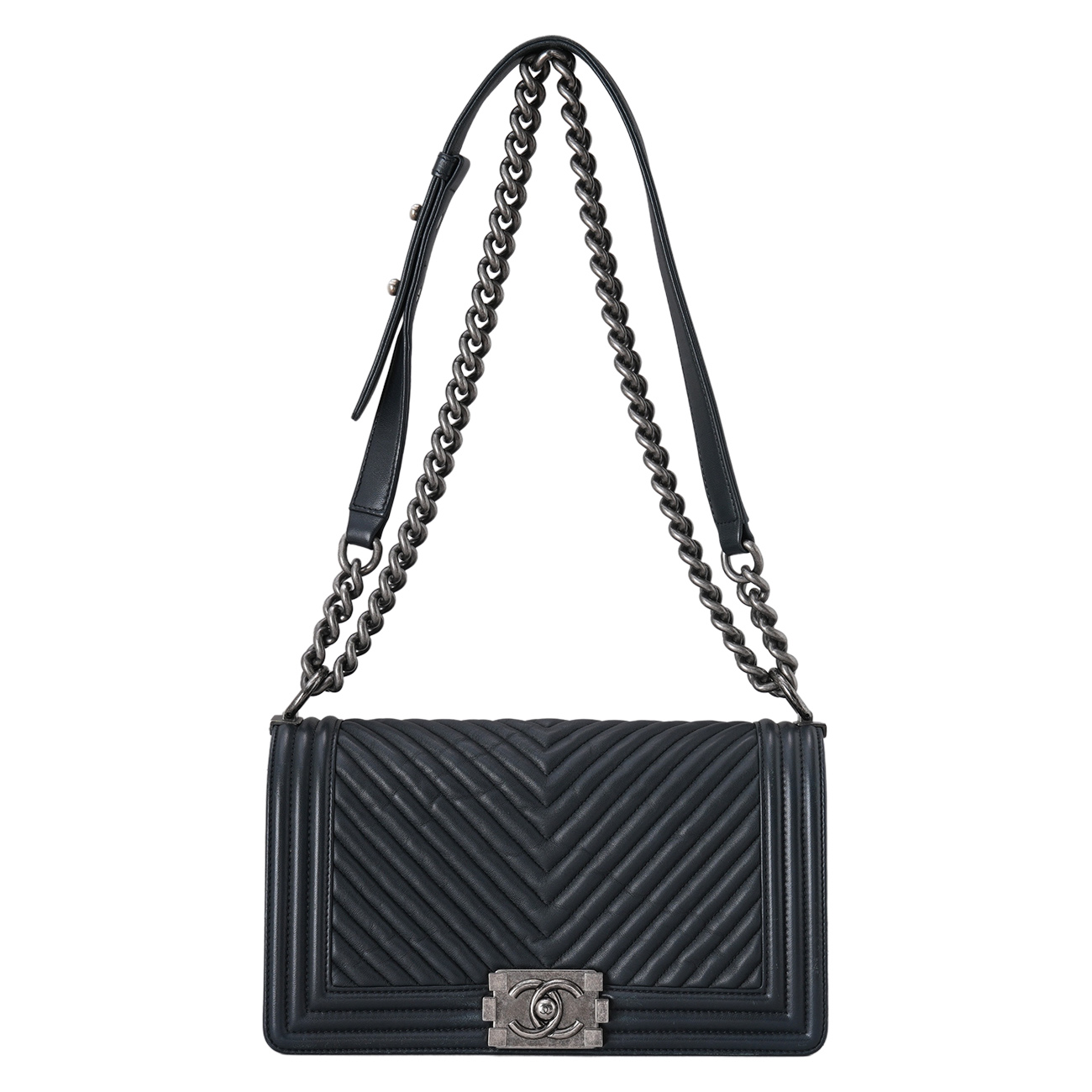 CHANEL(USED)샤넬 쉐브론 보이백 미듐