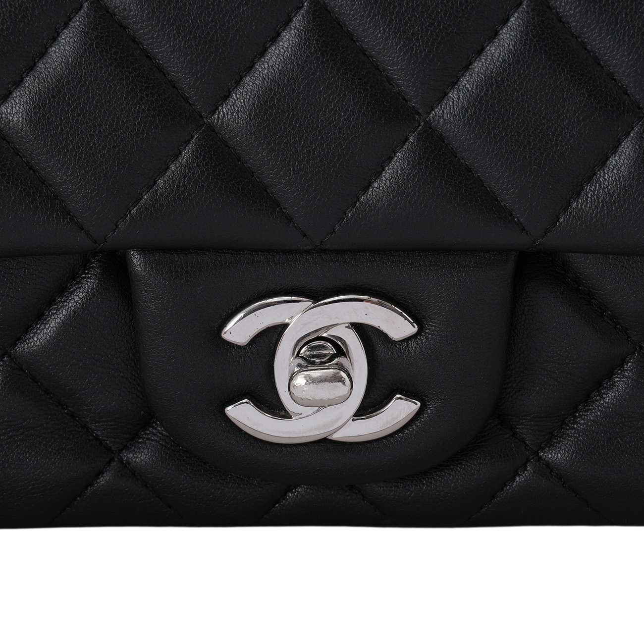 CHANEL(USED)샤넬 램스킨 뉴미니 크로스 백