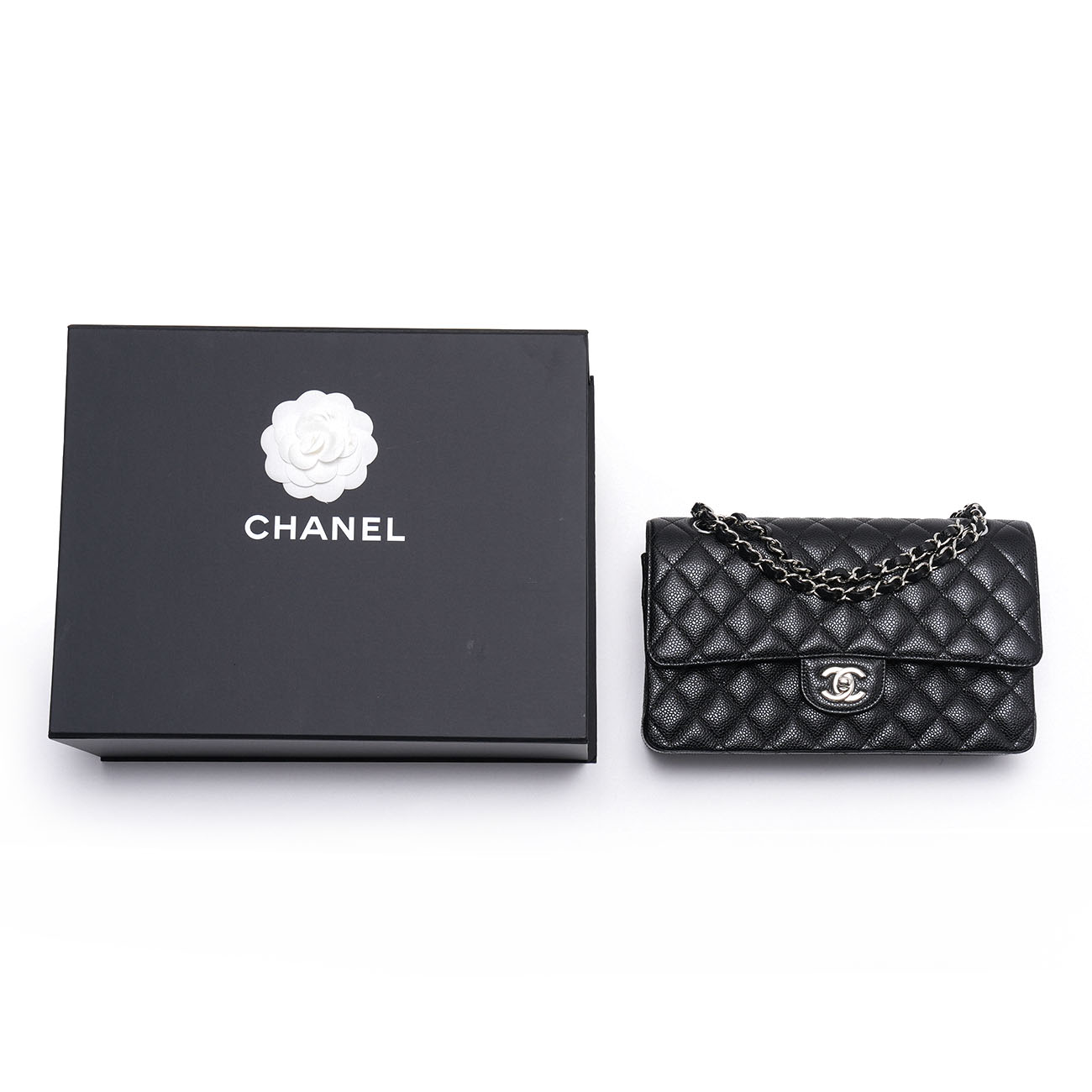 CHANEL(USED)샤넬 캐비어 클래식 미듐 플랩백