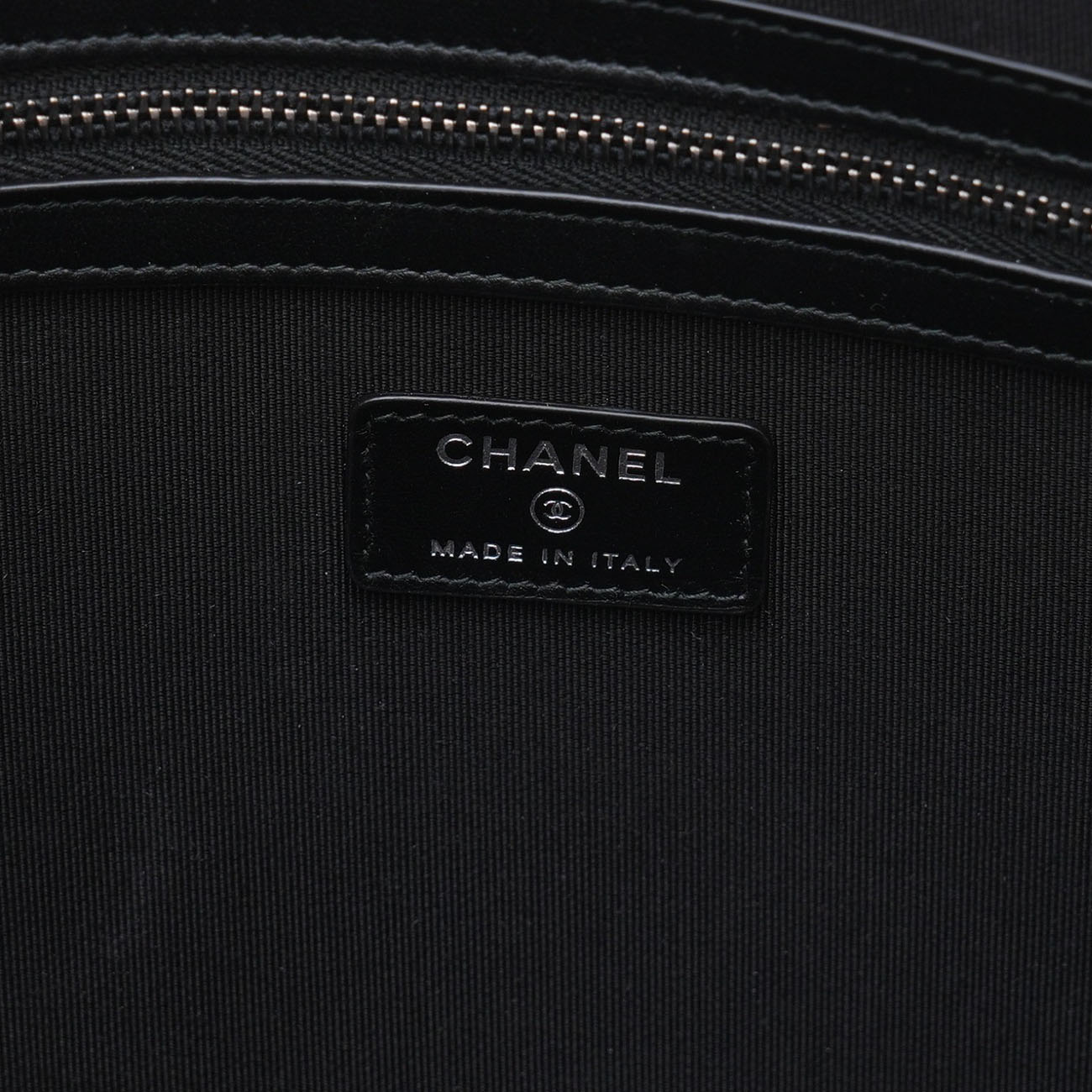 CHANEL(USED)샤넬 캐비어 보이샤넬 라지 클러치