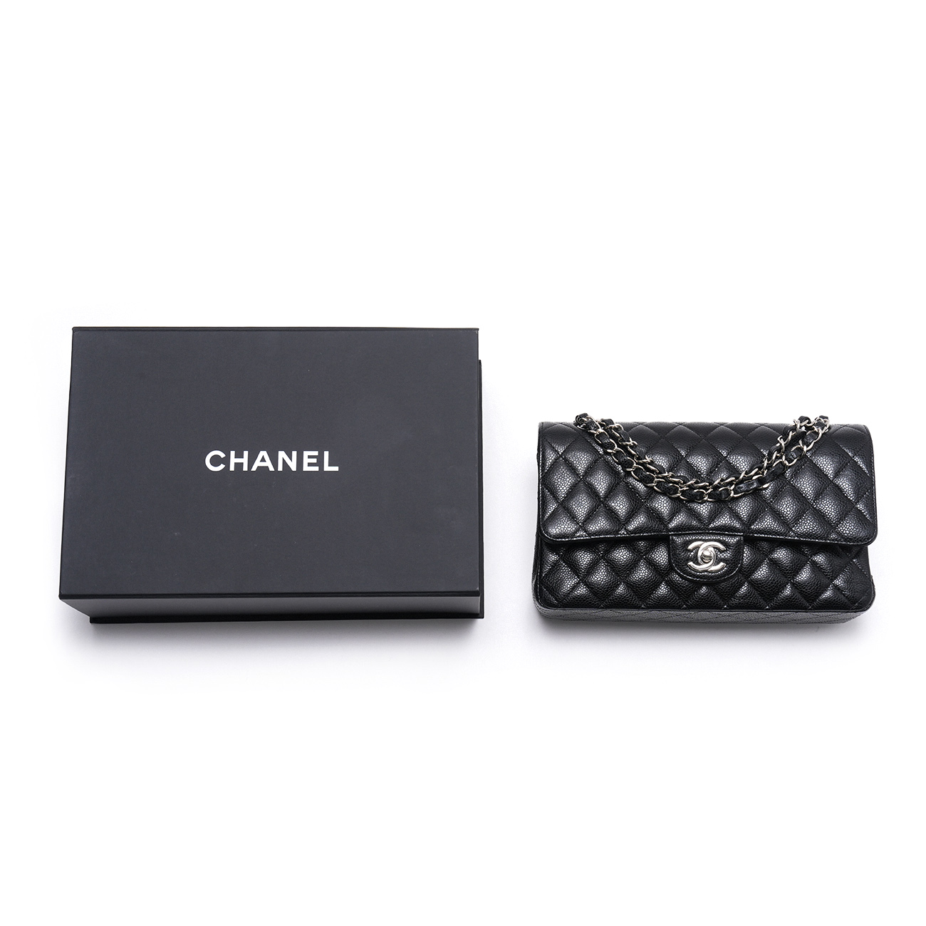 CHANEL(USED)샤넬 캐비어 클래식 미듐 플랩백
