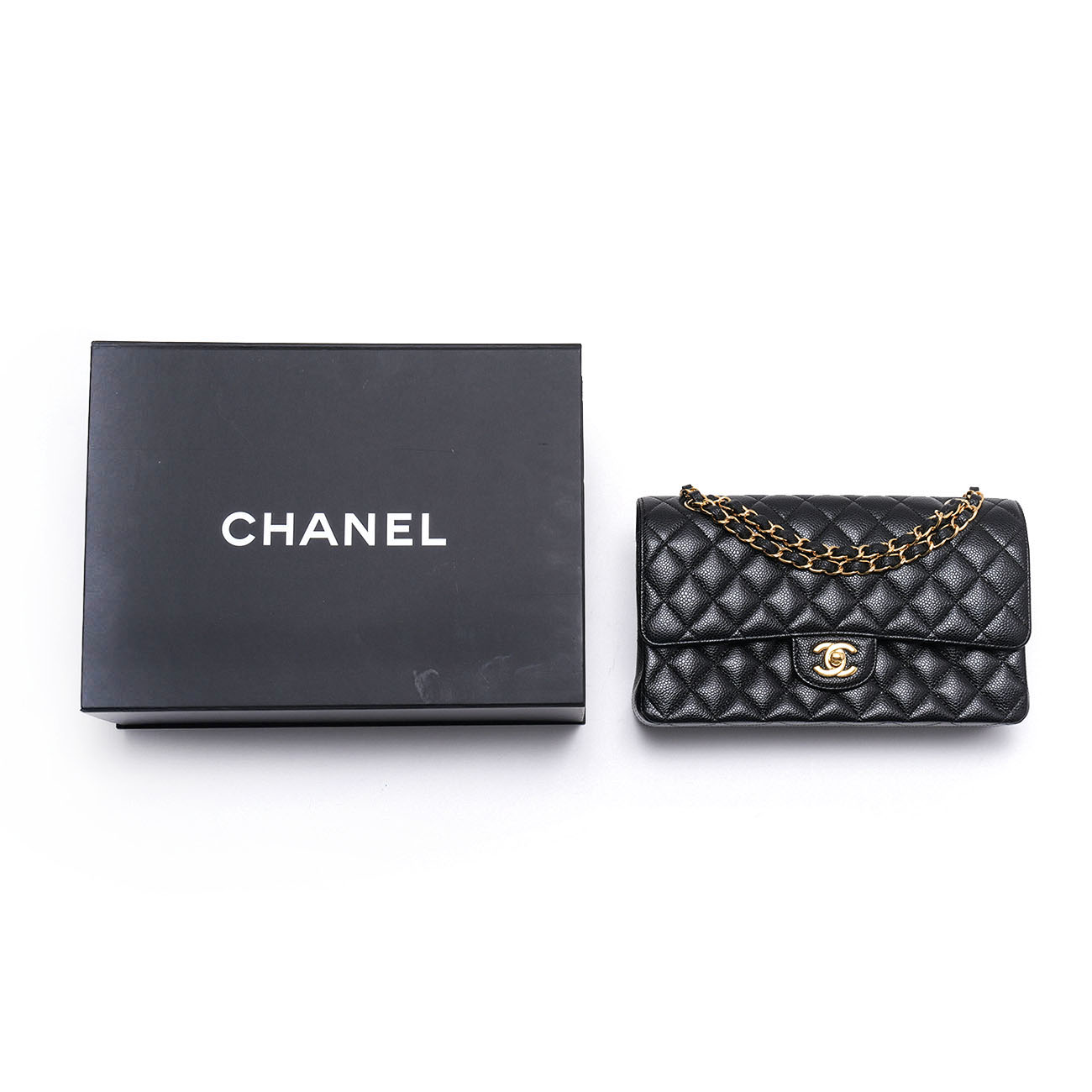 CHANEL(USED)샤넬 캐비어 클래식 미듐 플랩백