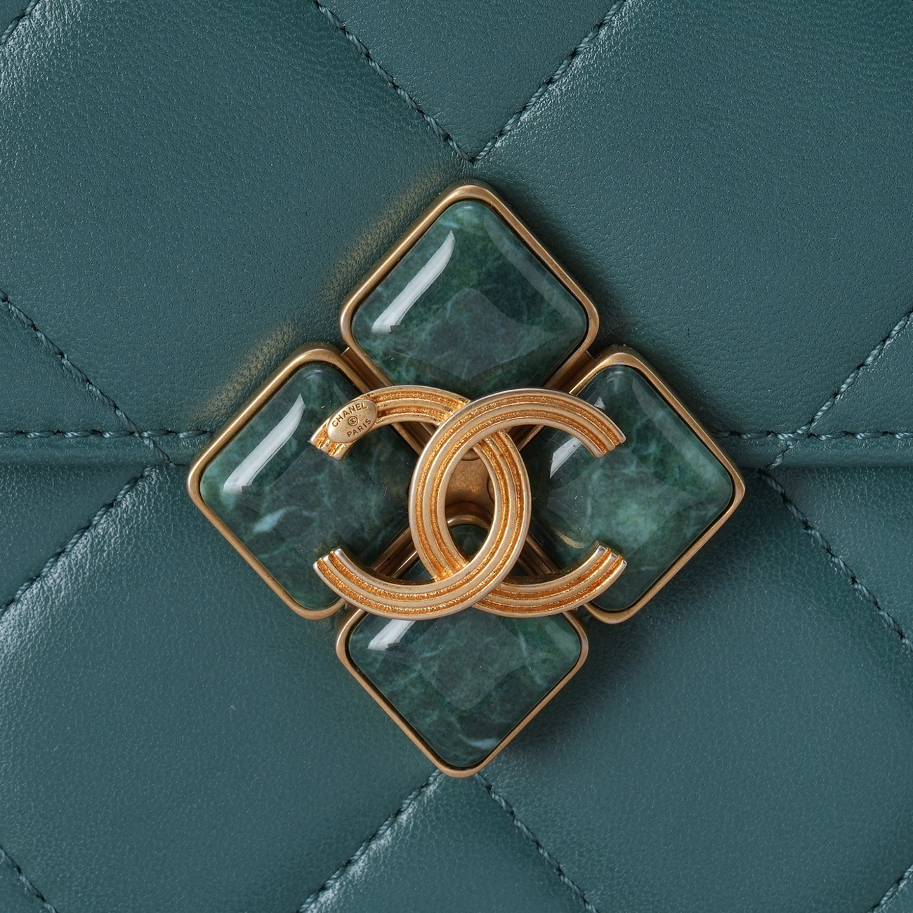 CHANEL(USED)샤넬 AS2635 시즌 박스 체인백