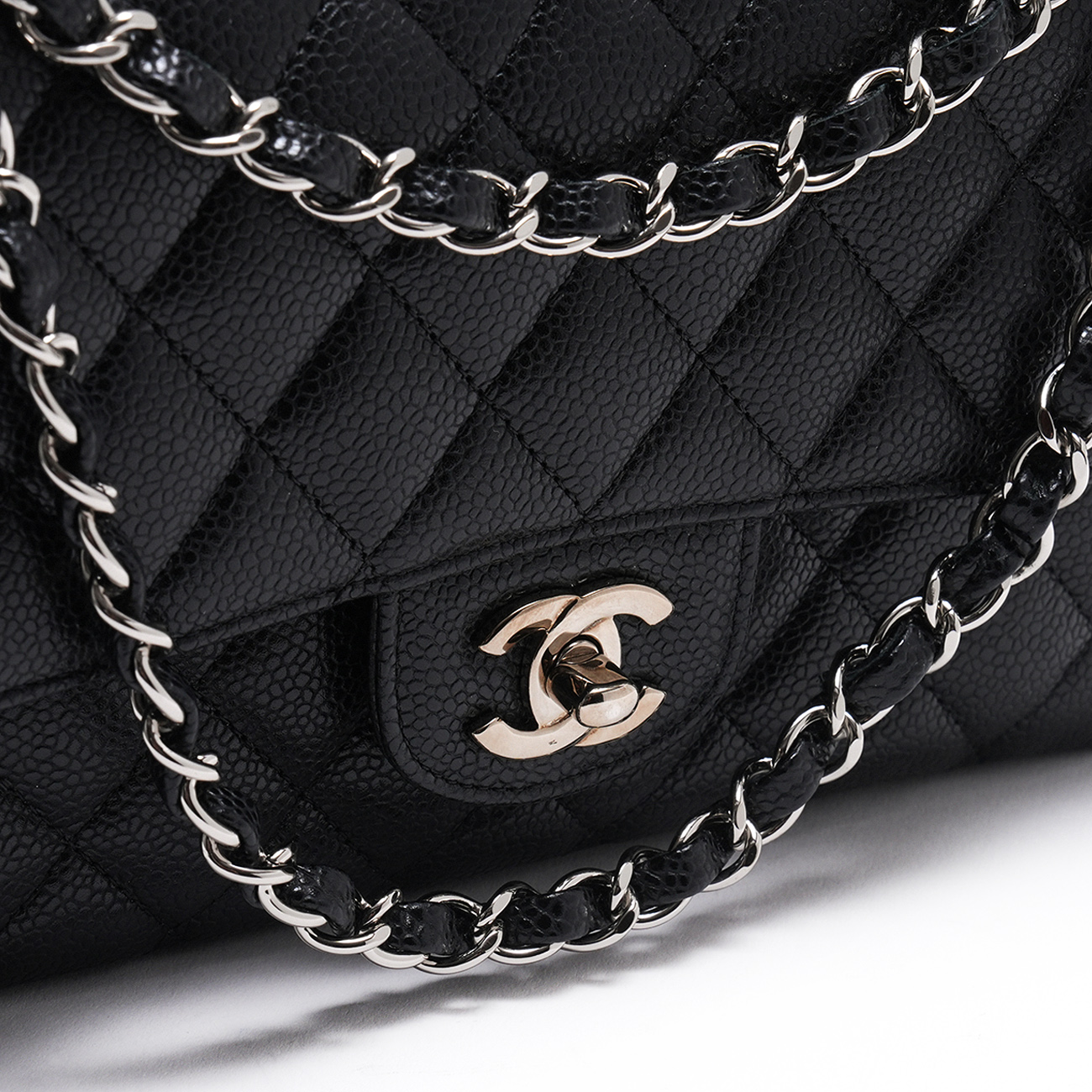 CHANEL(USED)샤넬 캐비어 클래식 미듐 플랩백