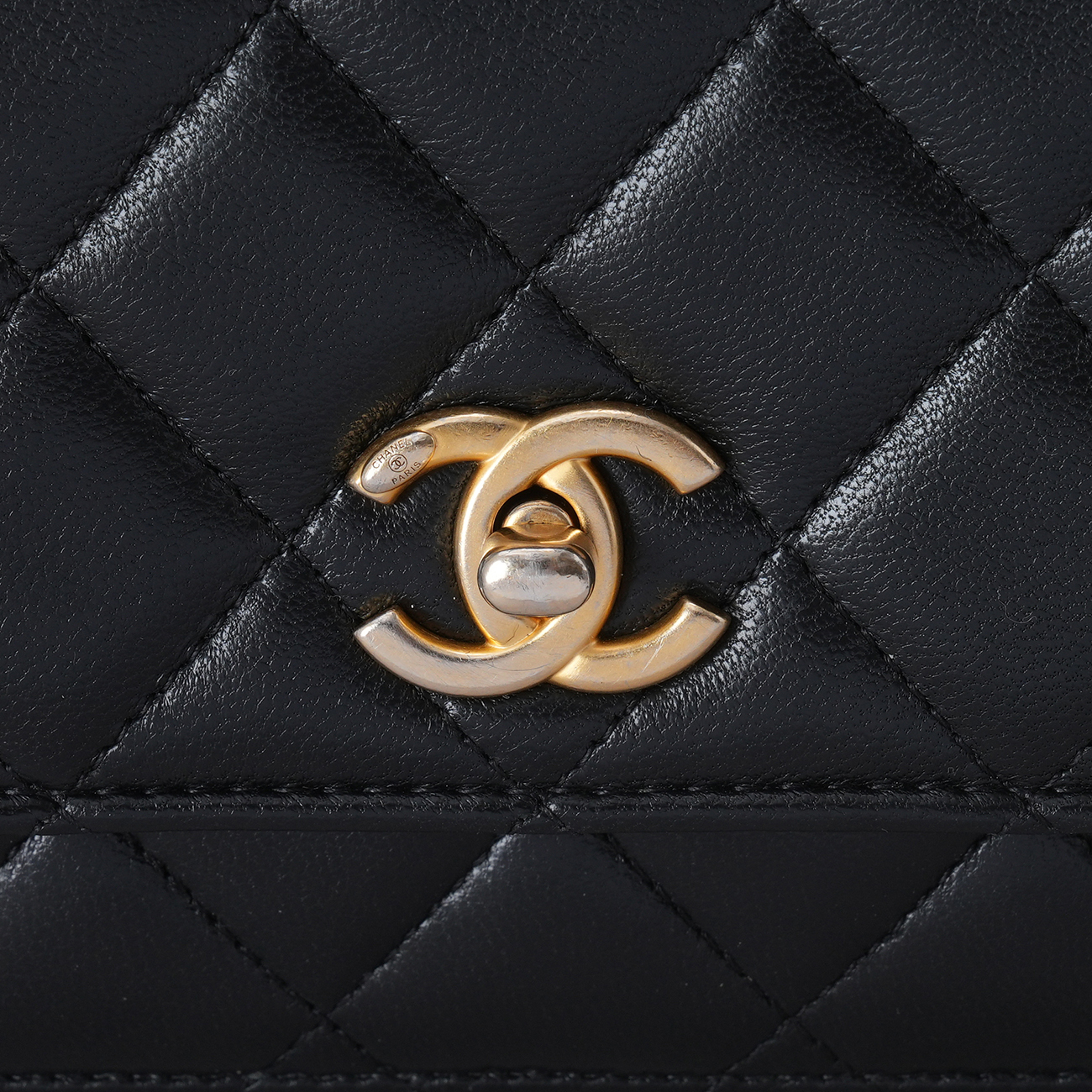 CHANEL(USED)샤넬 AP1450 램스킨 클래식 골든볼 WOC