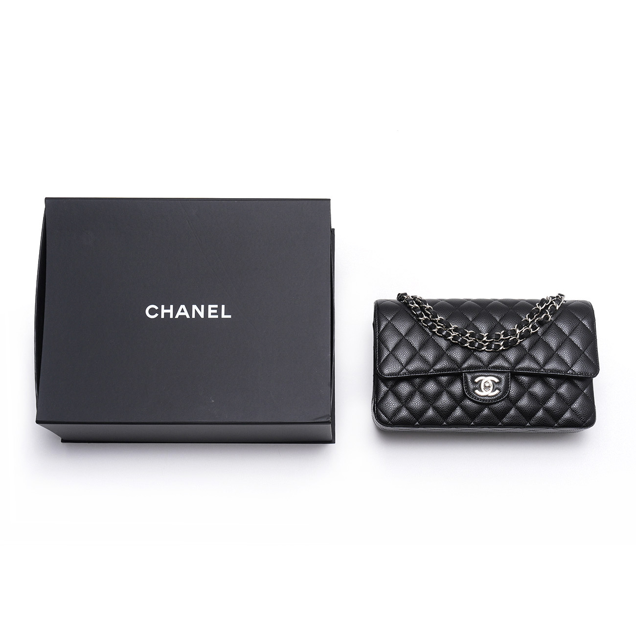 CHANEL(USED)샤넬 캐비어 클래식 미듐 플랩백