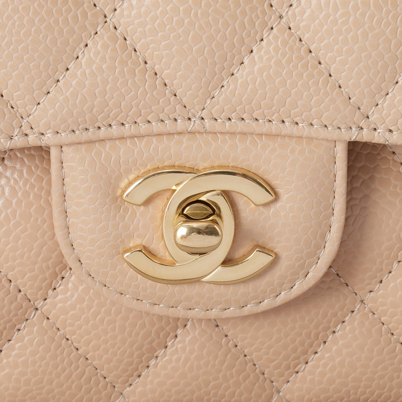 CHANEL(USED)샤넬 캐비어 클래식 미듐 플랩백