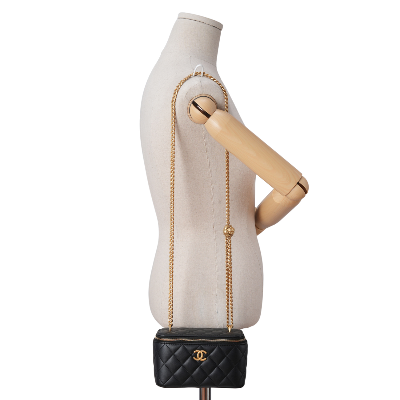 CHANEL(USED)샤넬 AP3301 램스킨 직사각 까멜리아 골든볼 베니티 체인백