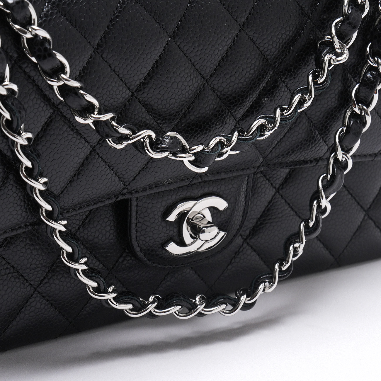 CHANEL(USED)샤넬 캐비어 클래식 미듐 플랩백