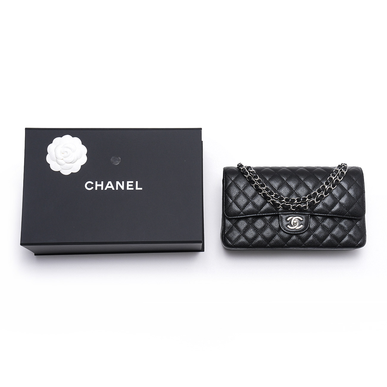 CHANEL(USED)샤넬 캐비어 클래식 미듐 플랩백