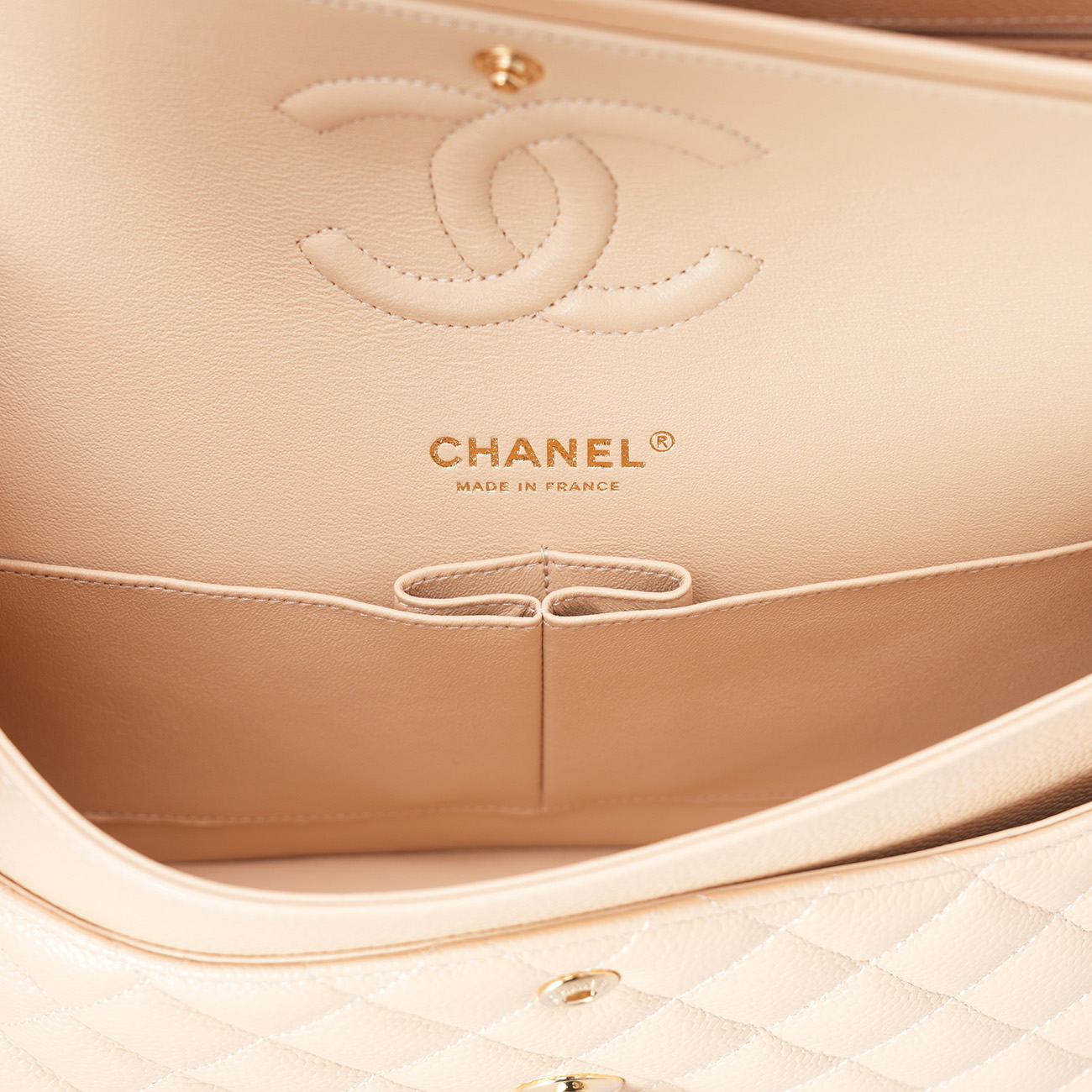 CHANEL(USED)샤넬 캐비어 클래식 미듐 플랩백